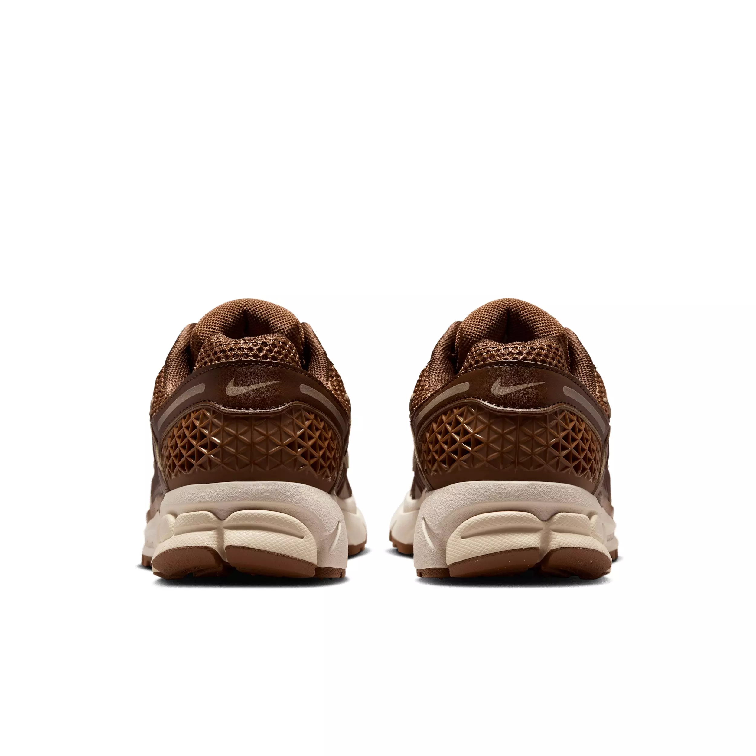 Nike Zoom Vomero 5 "Cacao Wow/Light British Tan/Dark Driftwood/Light Khaki" Women's Shoe - CACAO/LT TAN/DK DRIFTWOOD/LT KHAKI