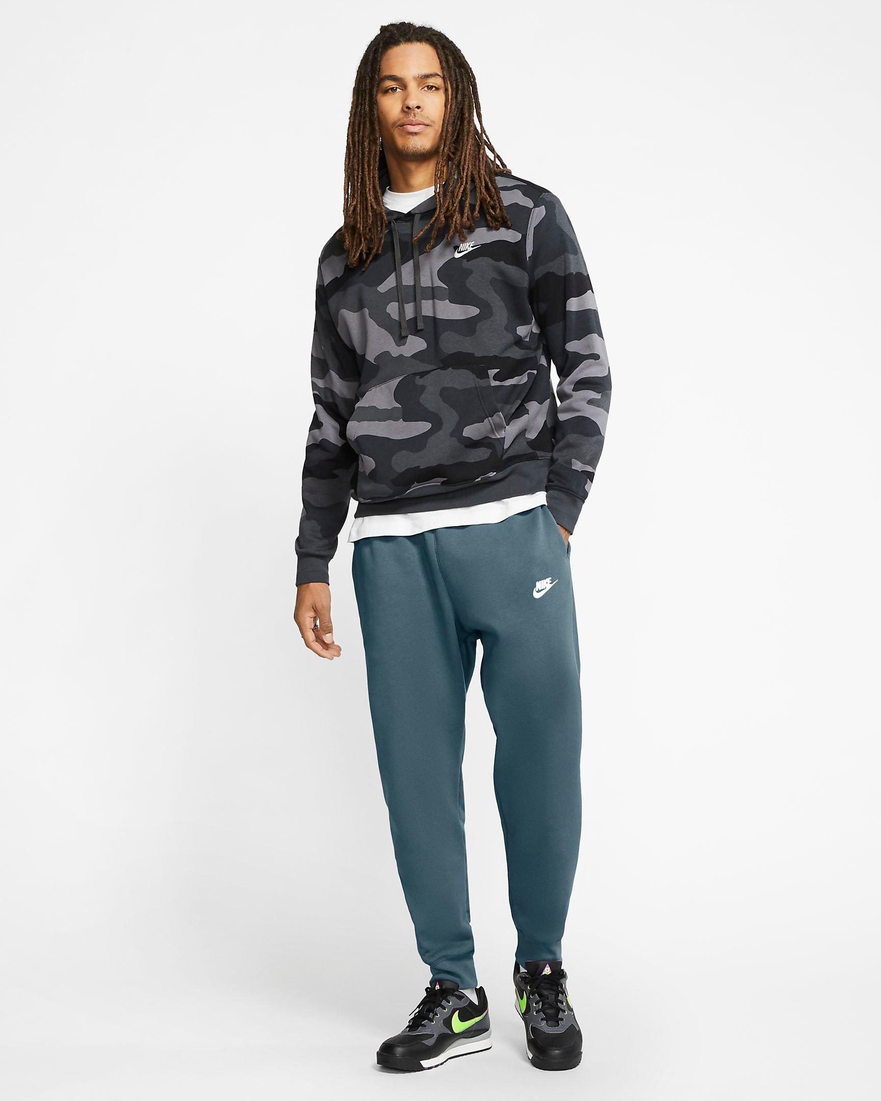 Nike Men's Sportswear Club Fleece Jogger - GREEN Thumbnail View 3