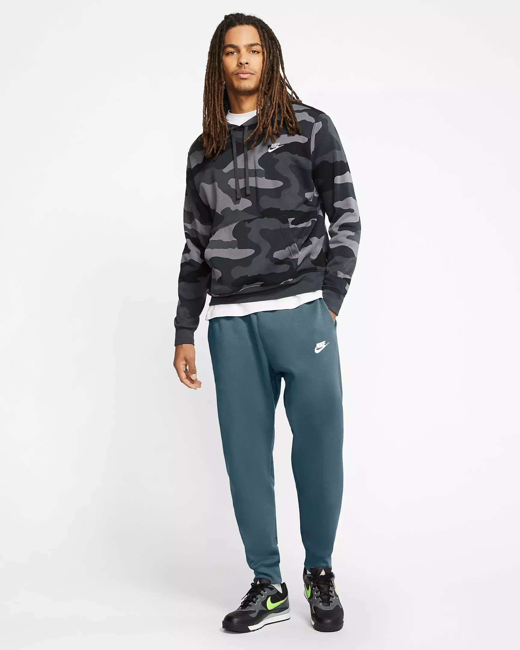 Nike Men's Sportswear Club Fleece Jogger - GREEN