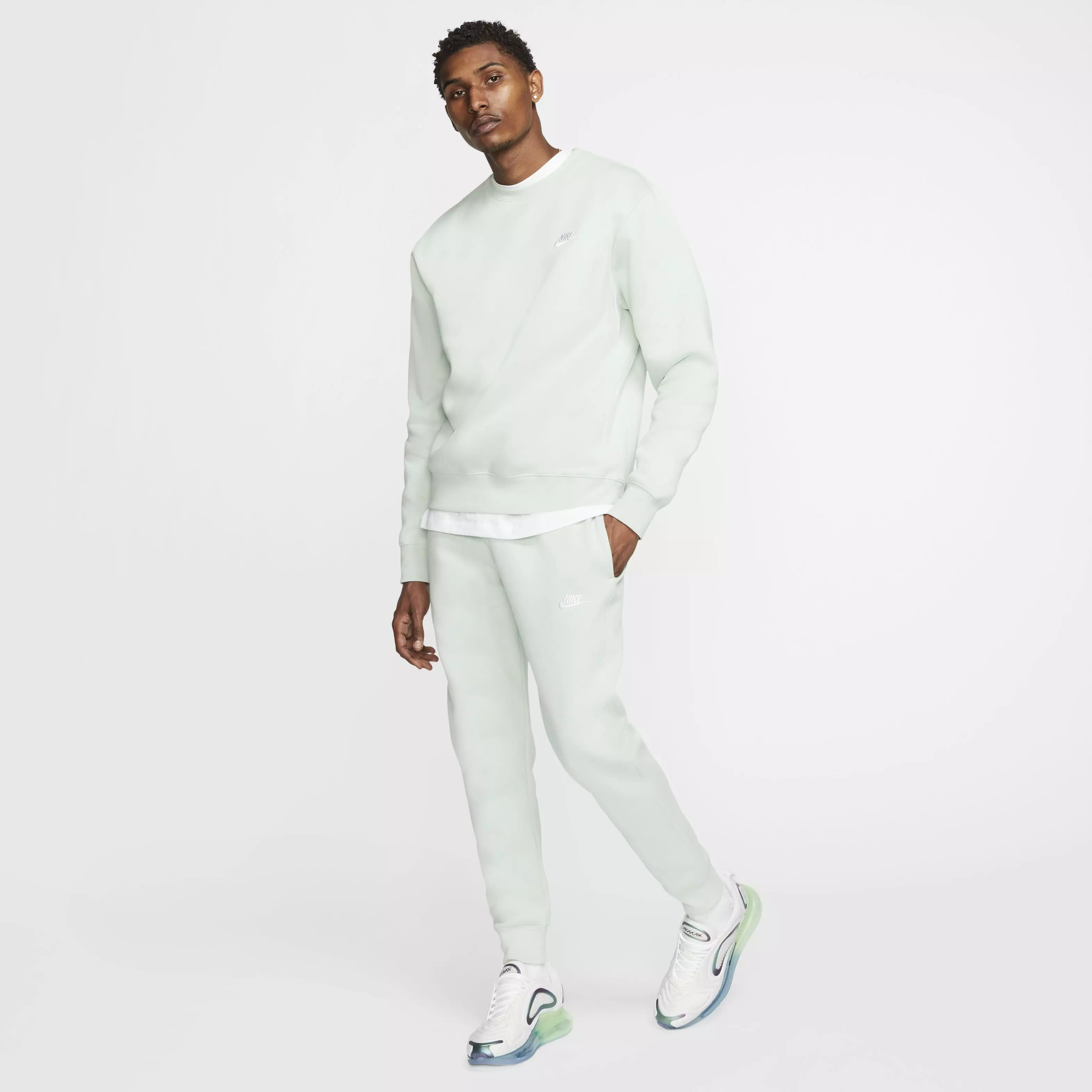 Nike Men's Sportswear Club Fleece Jogger - LT GREEN