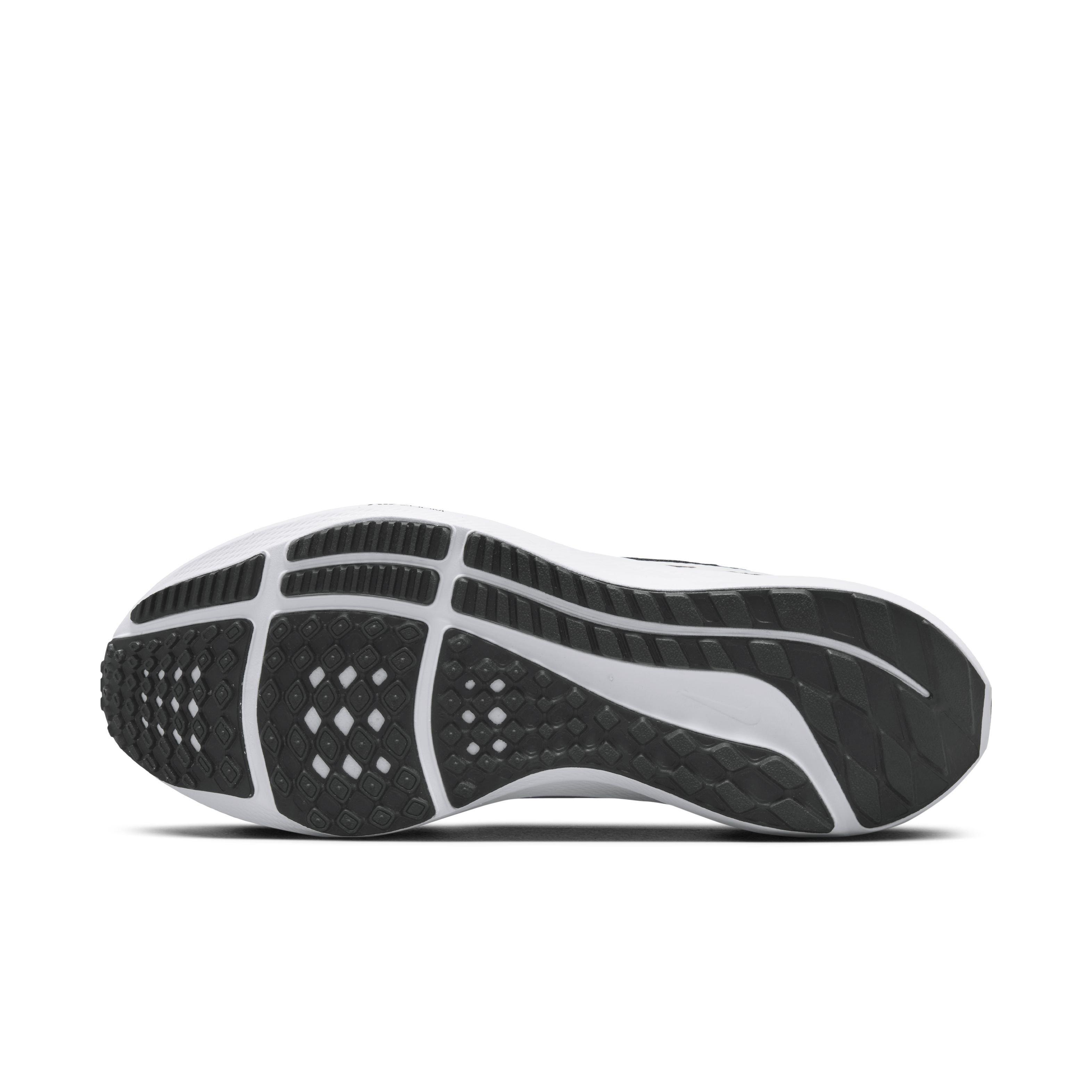 Nike Pegasus 40 "Black/Iron Grey/White" Women's Road Running Shoe - BLACK/GREY/WHITE Thumbnail View 6