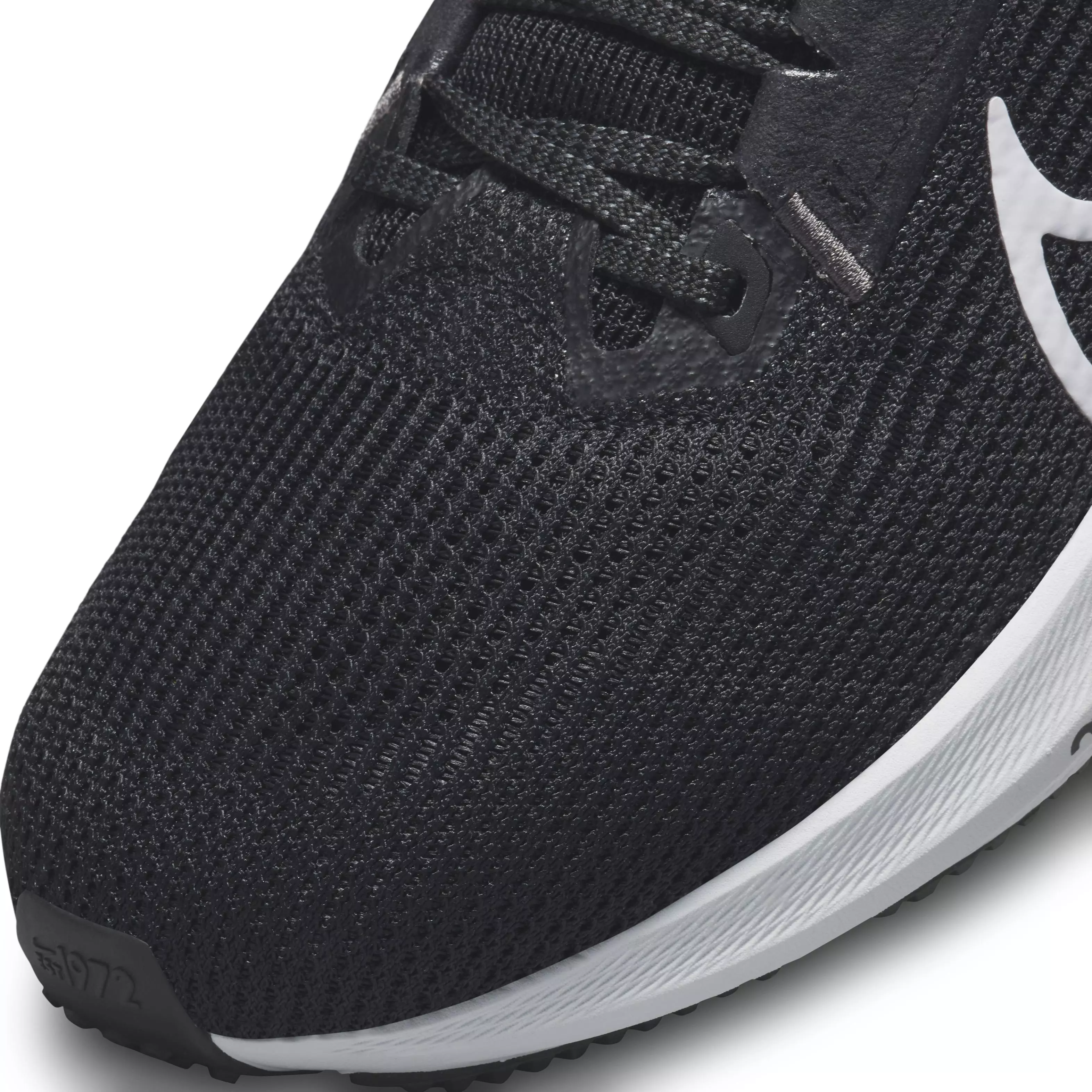 Nike Pegasus 40 "Black/Iron Grey/White" Women's Road Running Shoe - BLACK/GREY/WHITE