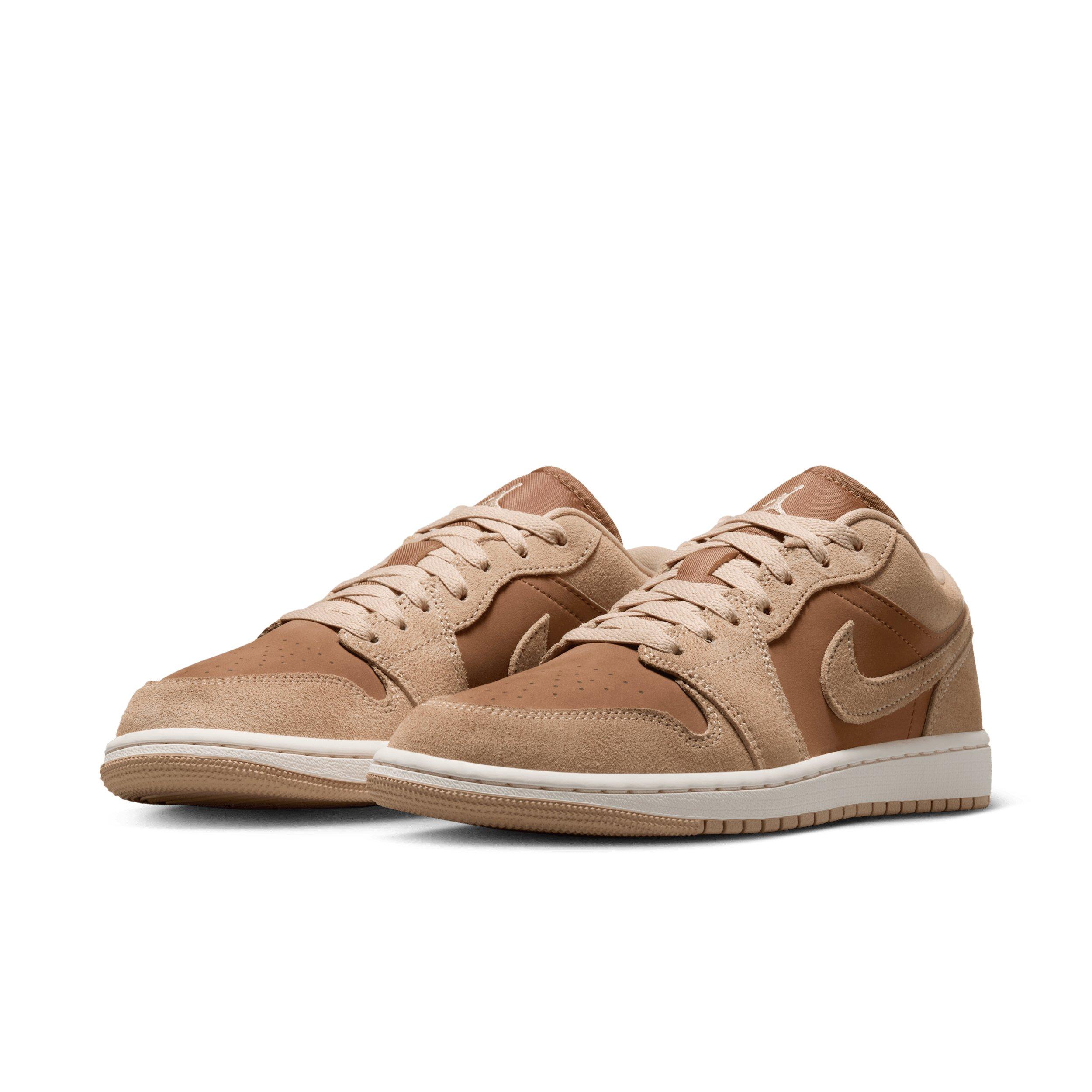 Jordan 1 Low "Legend Medium Brown/Chalk/Light British Tan" Women's Shoe - MD BROWN/CHALK/LT TAN Thumbnail View 3