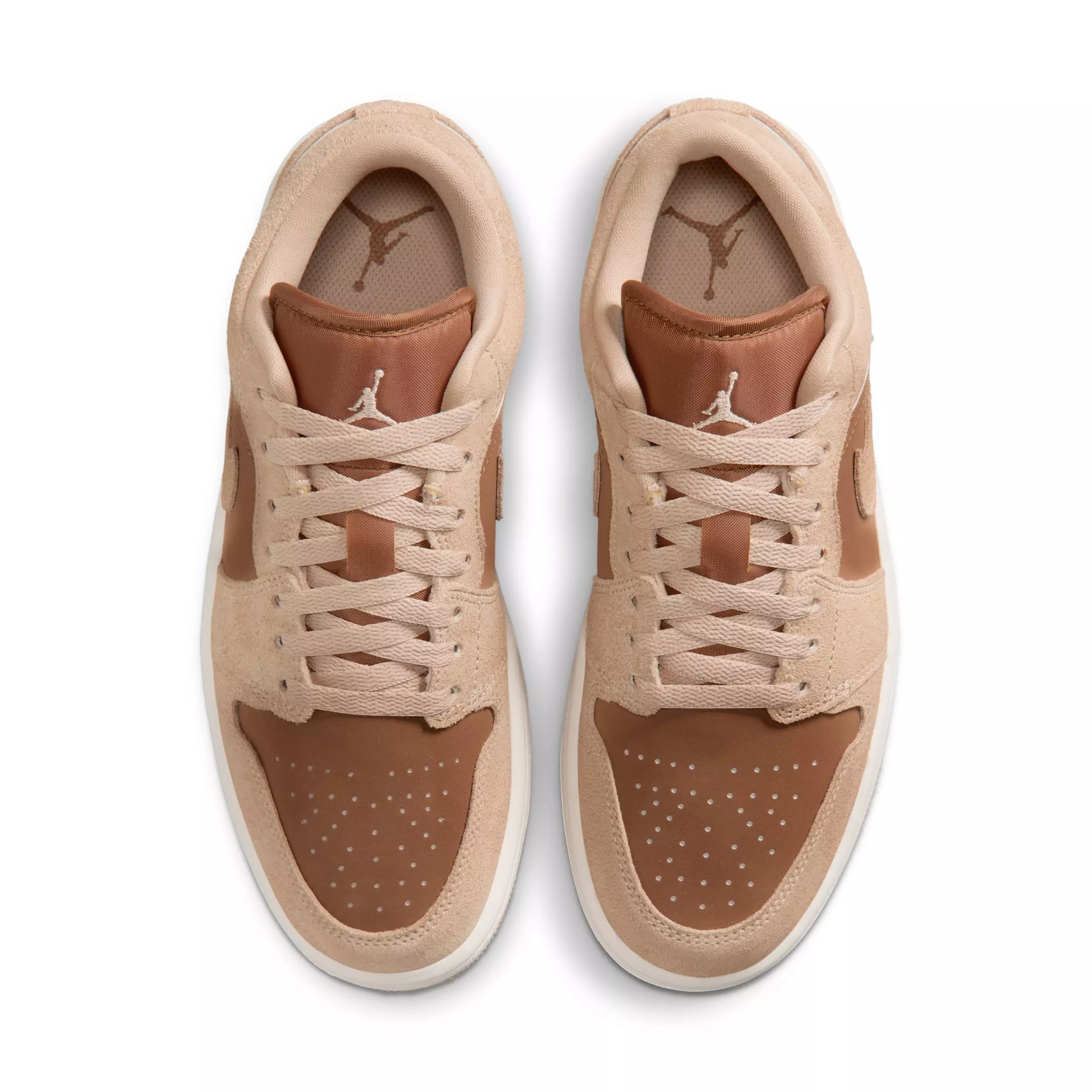 Jordan 1 Low "Legend Medium Brown/Chalk/Light British Tan" Women's Shoe - MD BROWN/CHALK/LT TAN