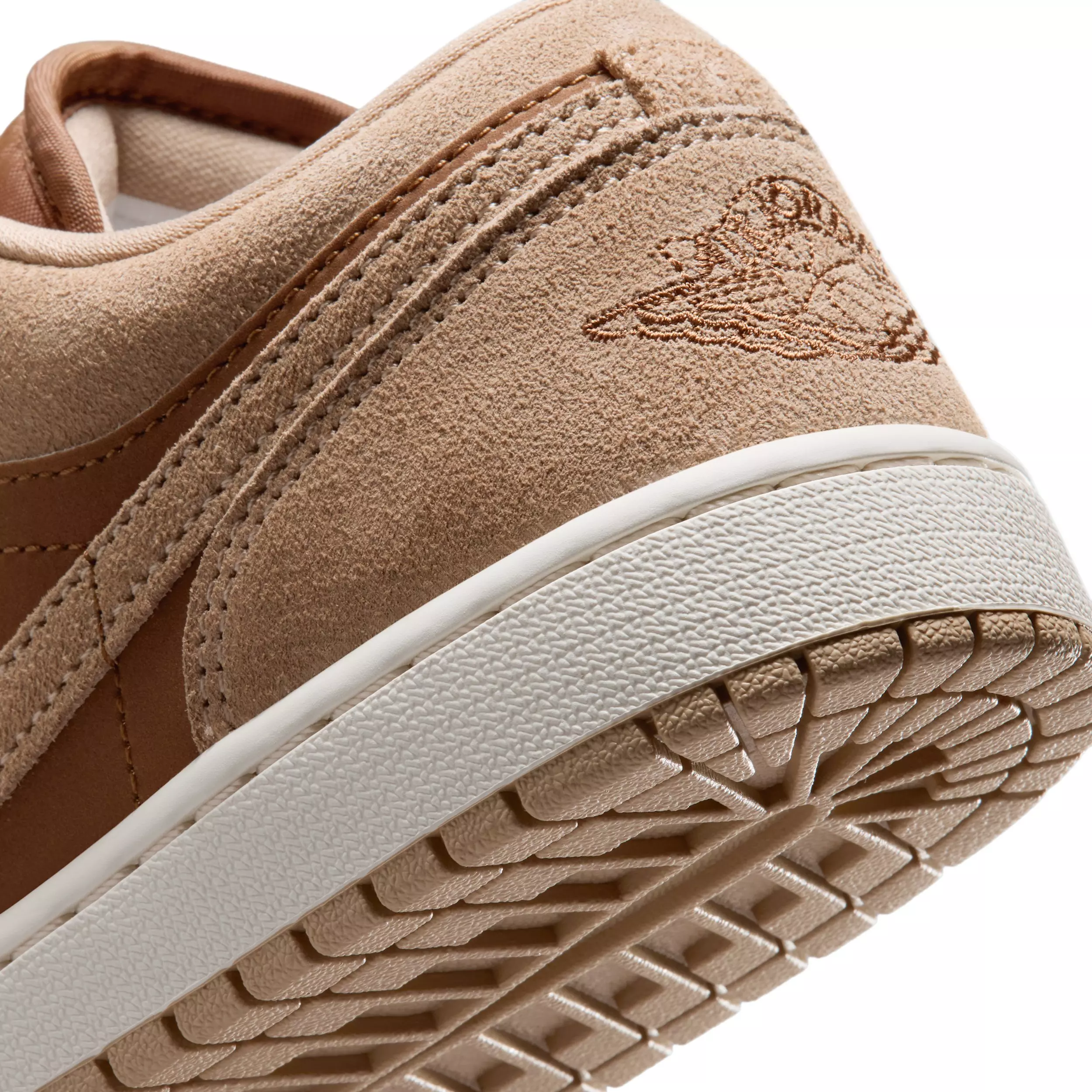Jordan 1 Low "Legend Medium Brown/Chalk/Light British Tan" Women's Shoe - MD BROWN/CHALK/LT TAN