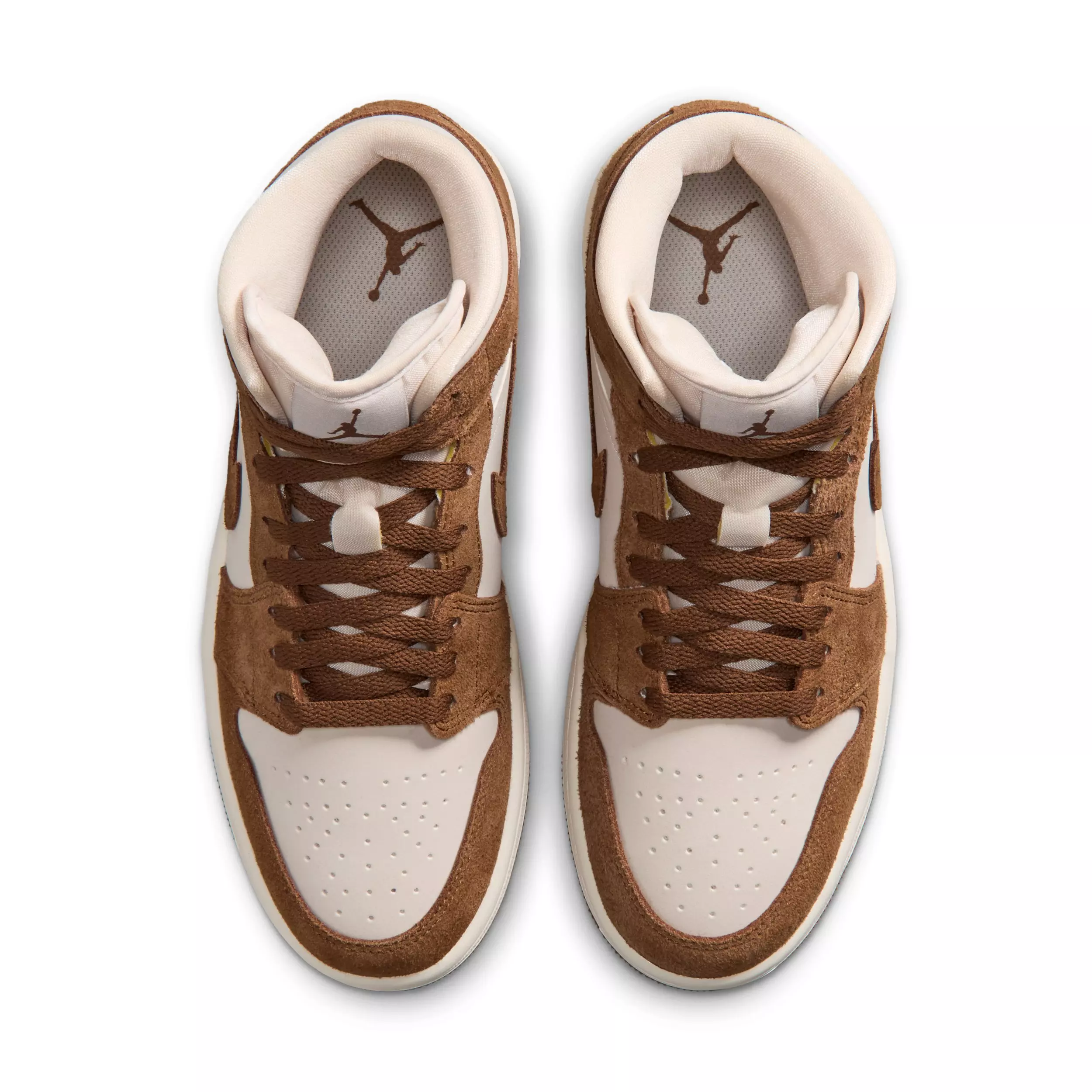Jordan 1 Mid "Light British Tan/Chalk" Women's Shoe - LT TAN/CHALK