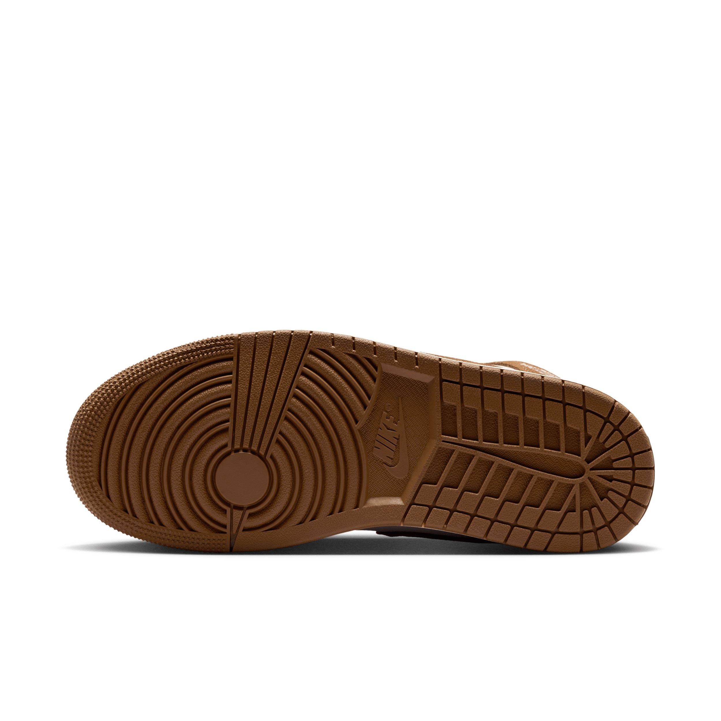 Jordan 1 Mid "Light British Tan/Chalk" Women's Shoe - LT TAN/CHALK Thumbnail View 6