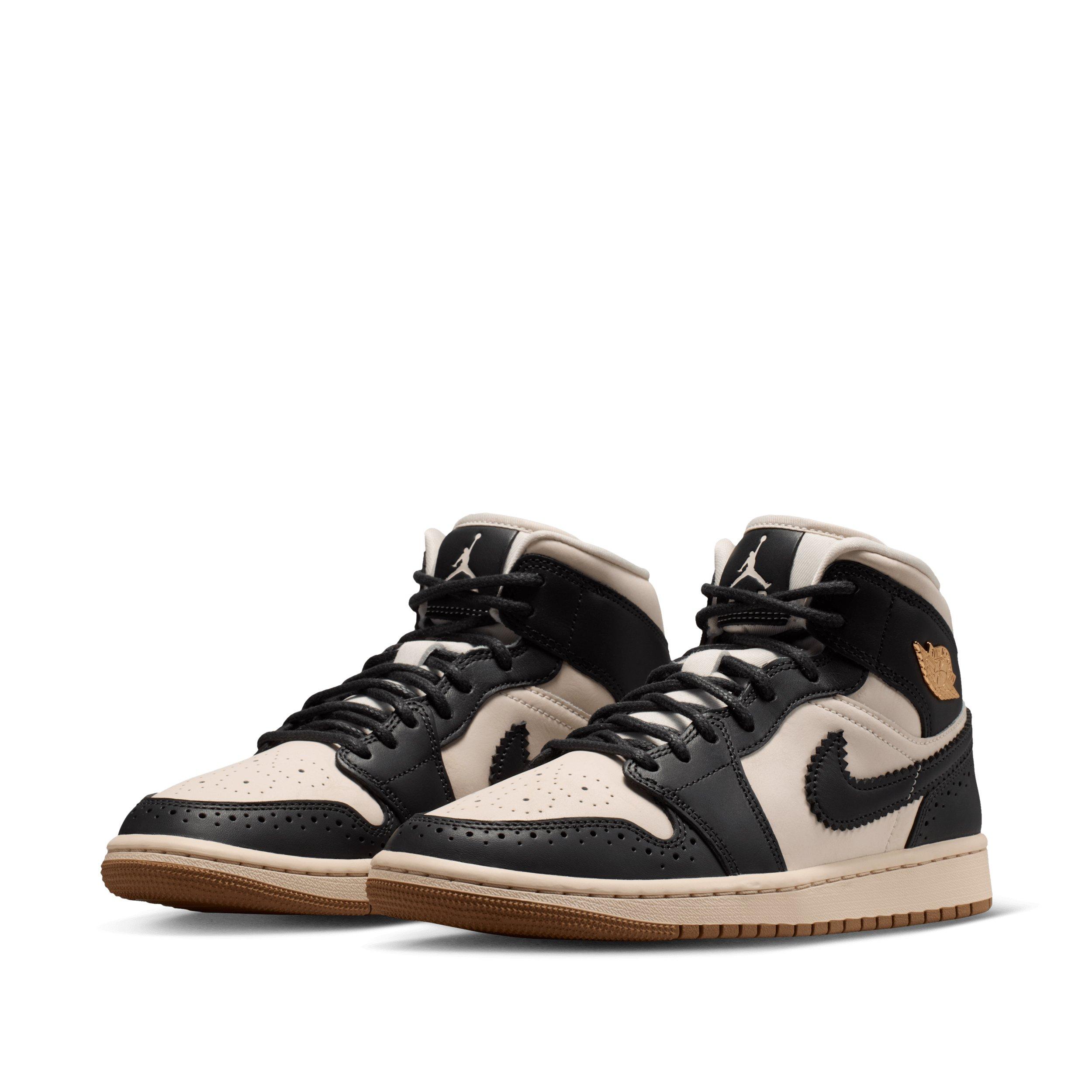 Jordan 1 Mid SE "Off Noir/Chalk/Pearl White/Chalk" Women's Shoe - OFF NOIR/CHALK/WHITE/CHALK Thumbnail View 3