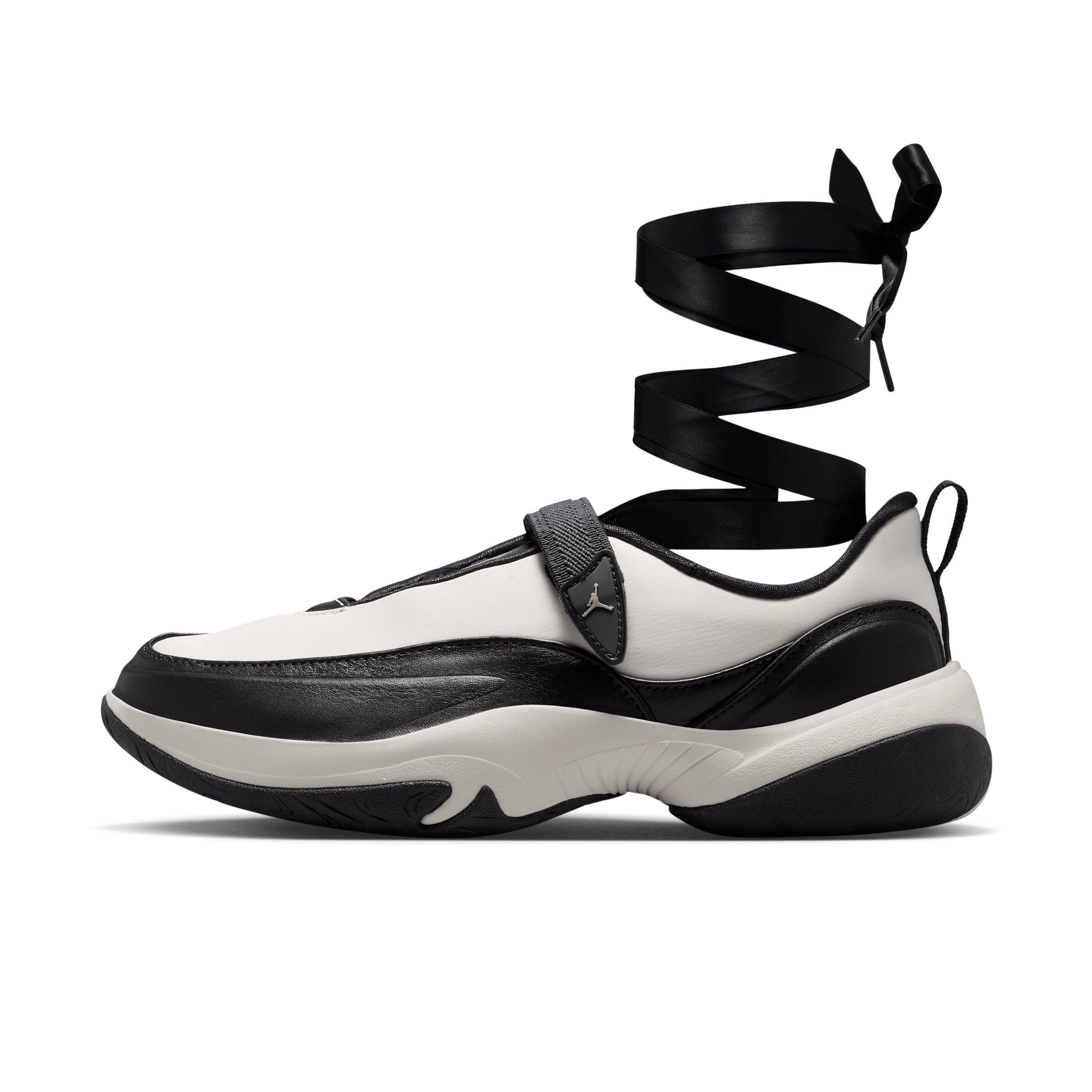 Jordan Pointe "Black/Chalk/Flat Gold Star" Women's Shoe - BLACK/CHALK/GOLD Thumbnail View 2