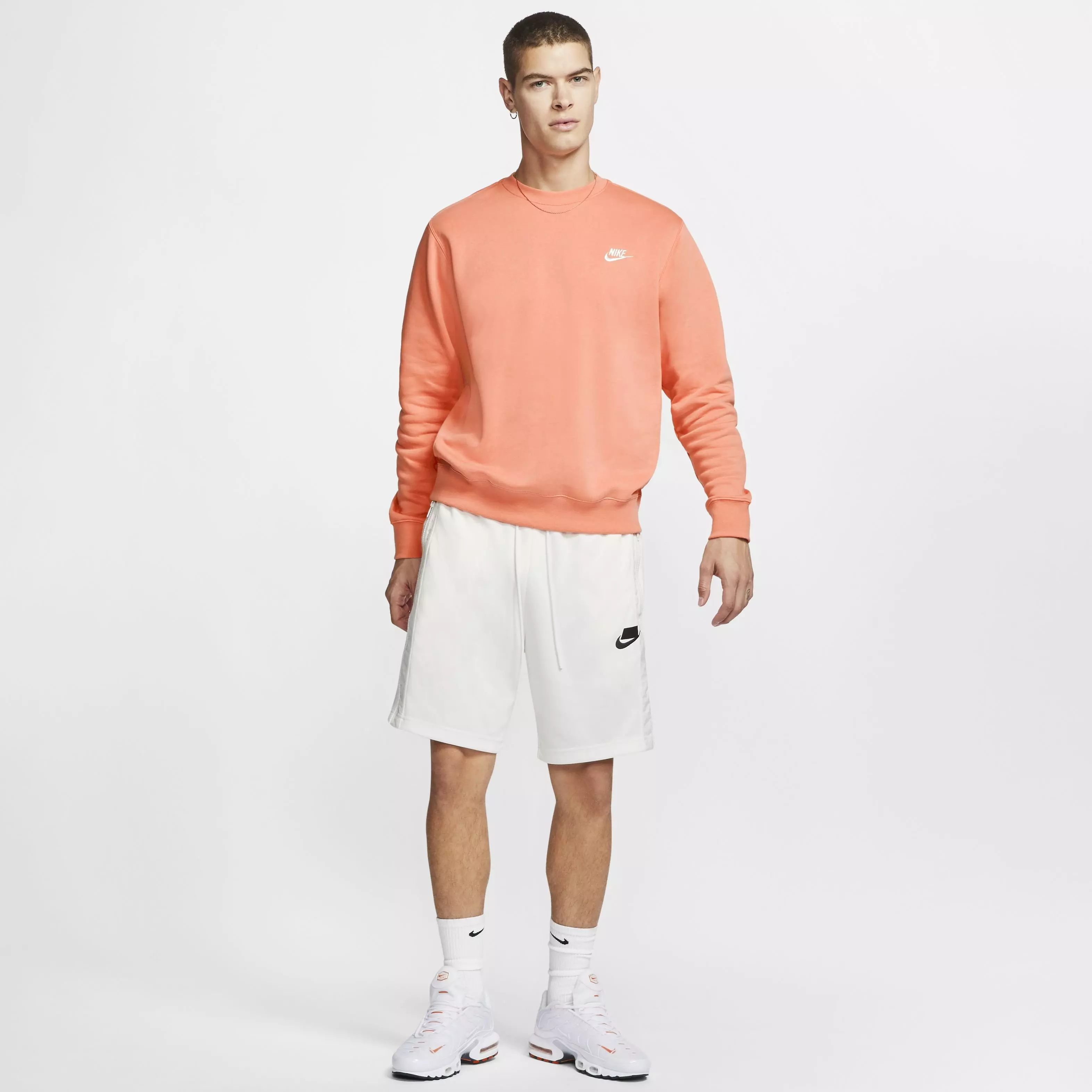 Nike Men's Sportswear Club Sweatshirt - ORANGE