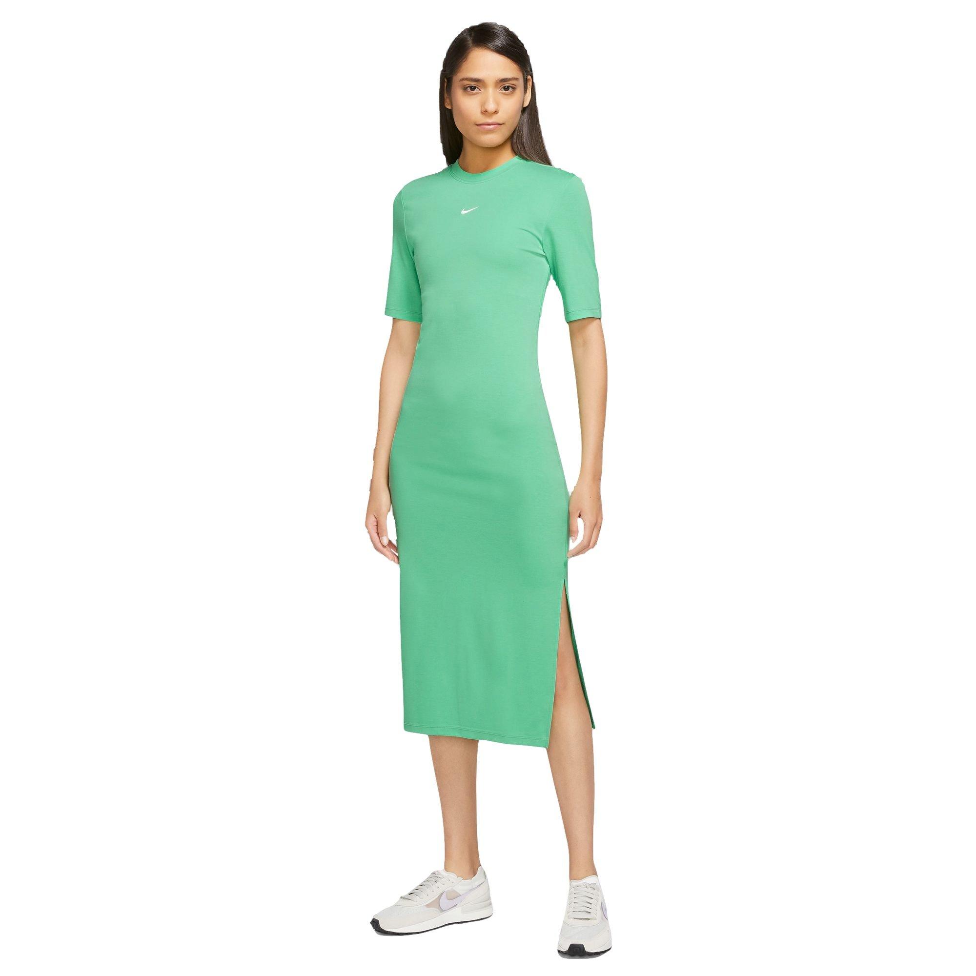 Green nike clearance dress