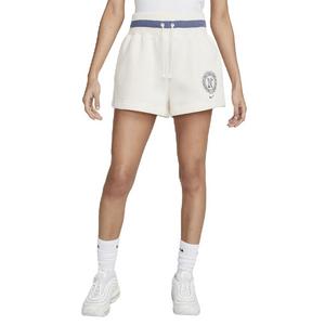 Nike Women's Sportswear High-Waisted Phoenix Fleece Campus Shorts