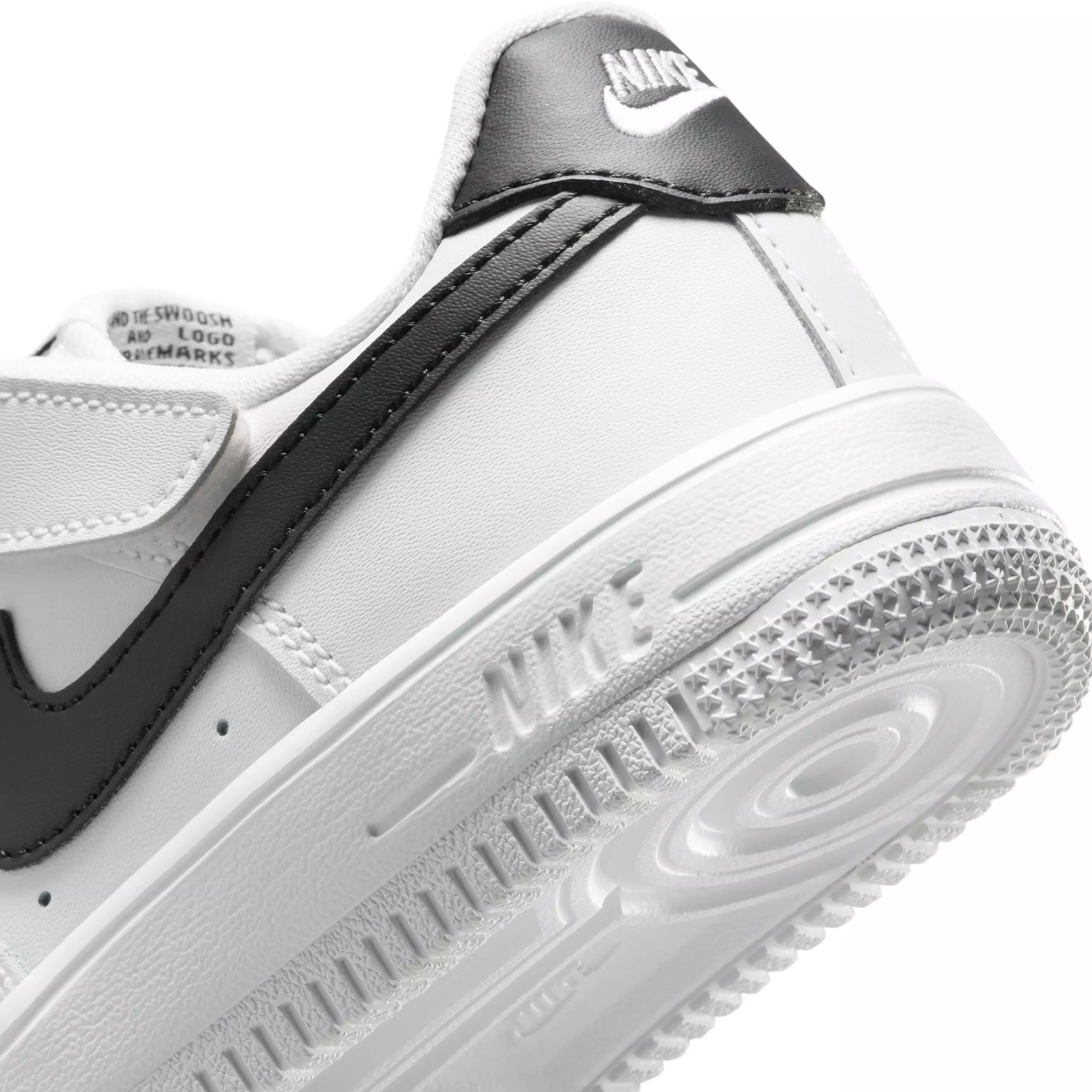 Nike Force 1 Low EasyOn "White/Black" Preschool Boys' Shoe - WHITE/BLACK