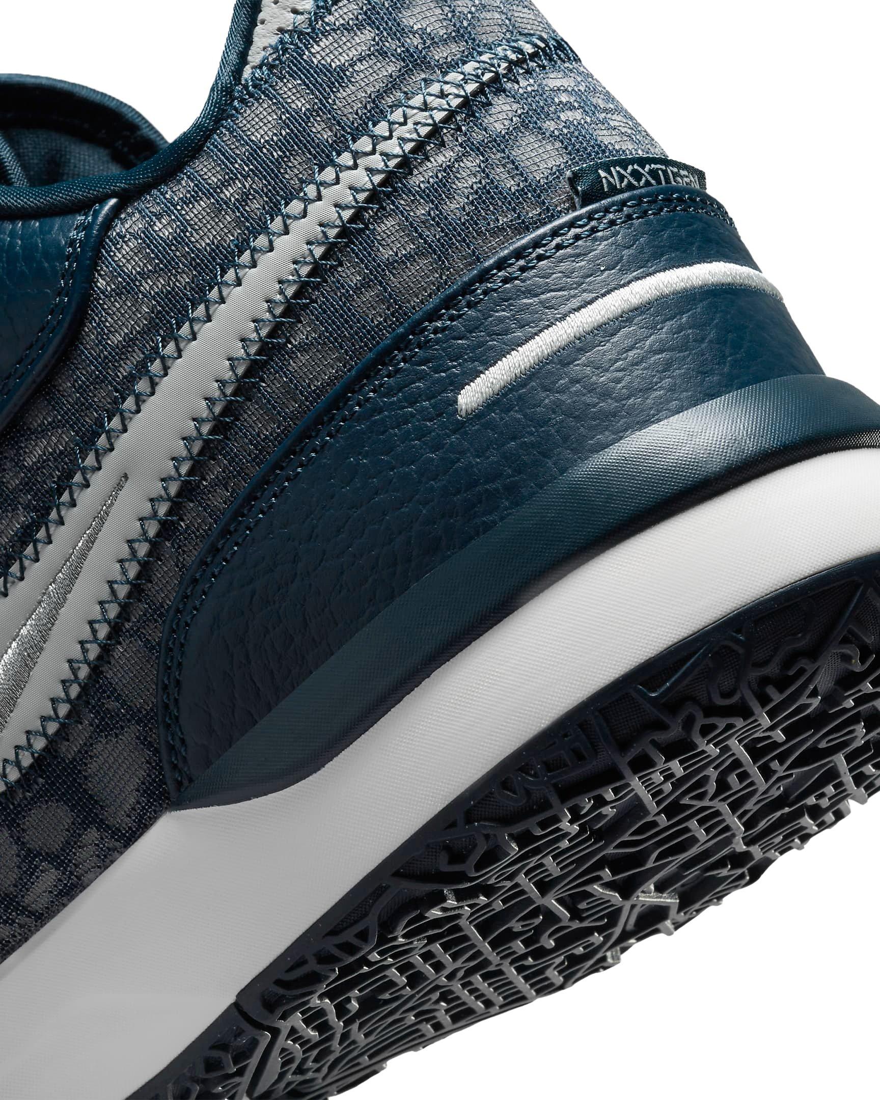 Nike LeBron NXXT Gen AMPD Men's Low Top Basketball - Armory Navy