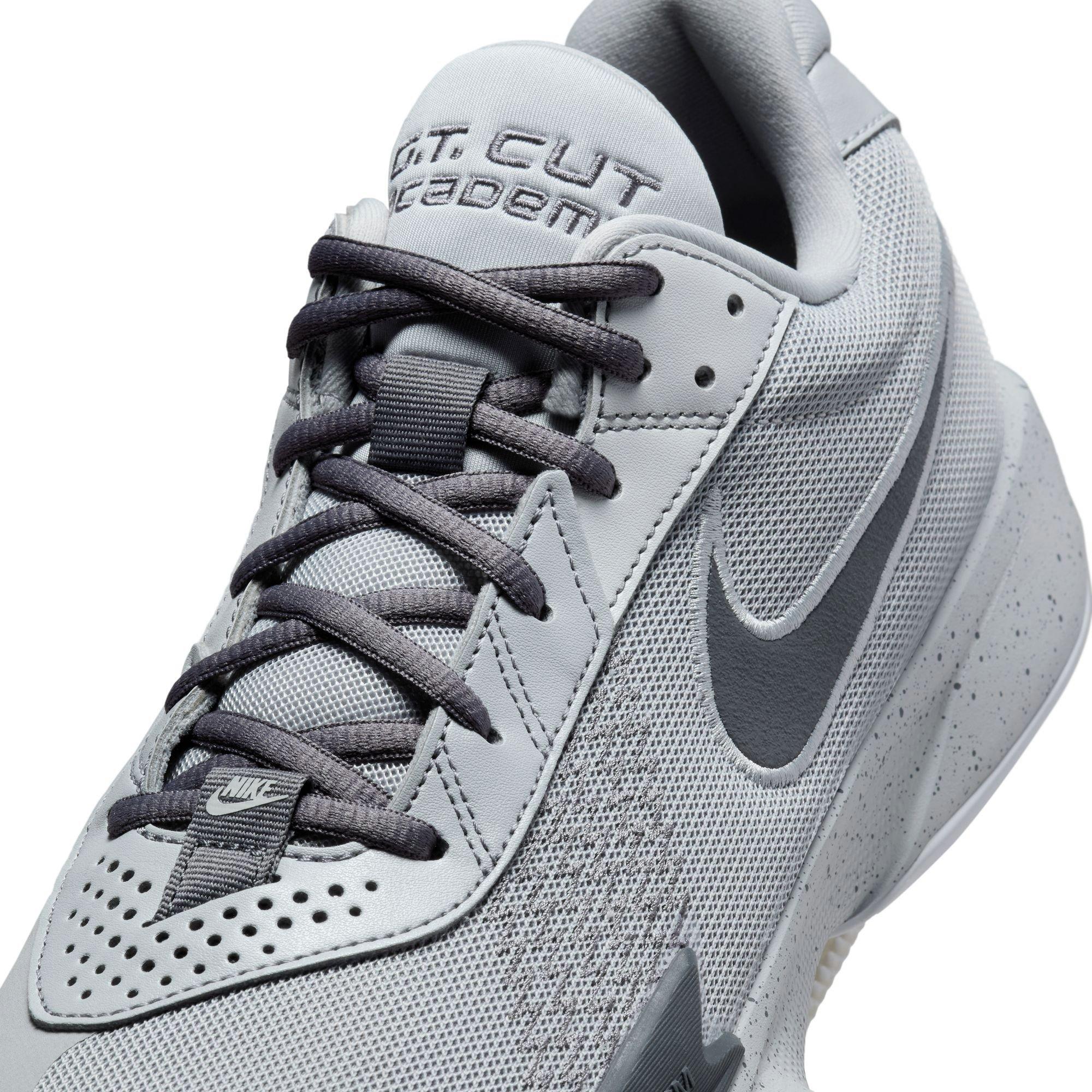 Nike grey high ankle shops shoes