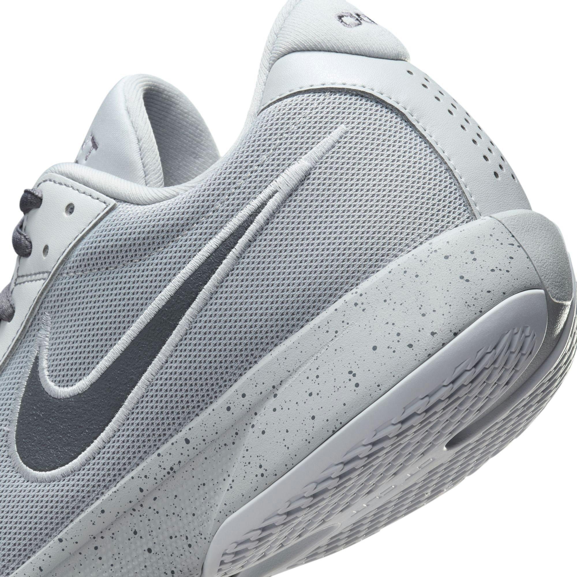 Nike gray sneakers mens best sale