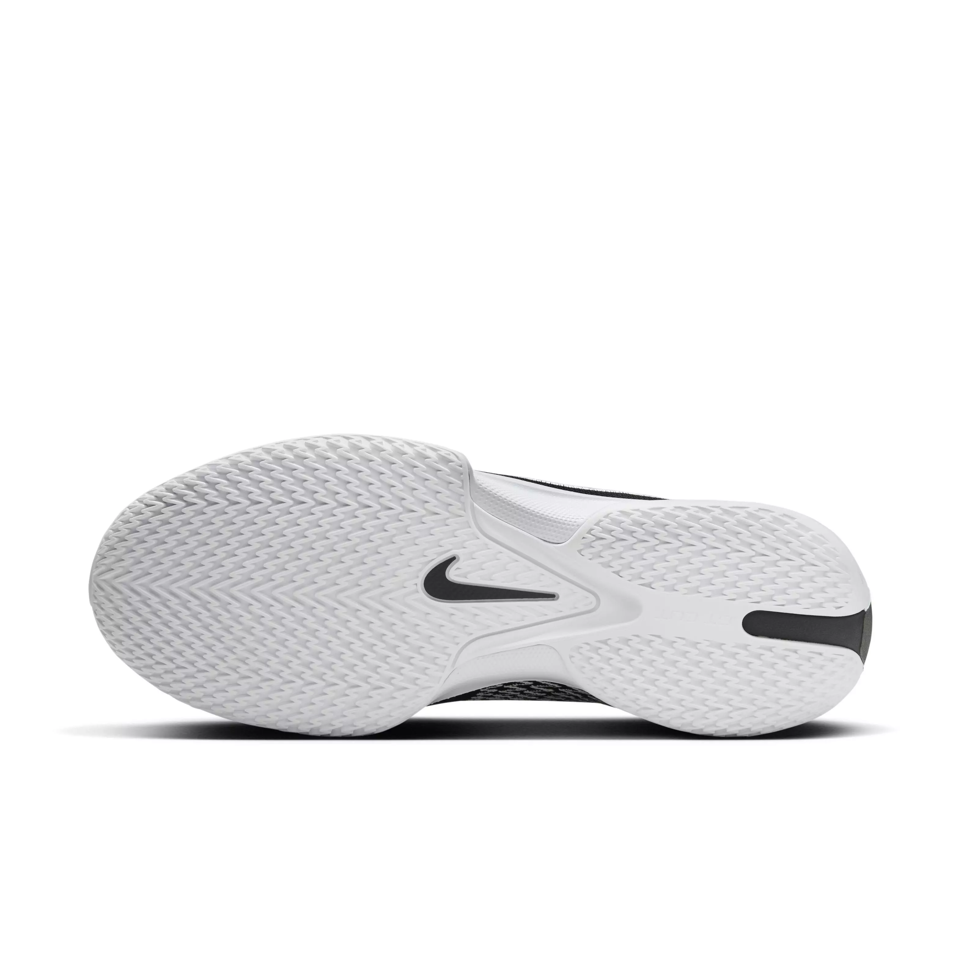 Nike G.T. Cut Academy "Black/White" Men's Basketball Shoe - BLACK/WHITE