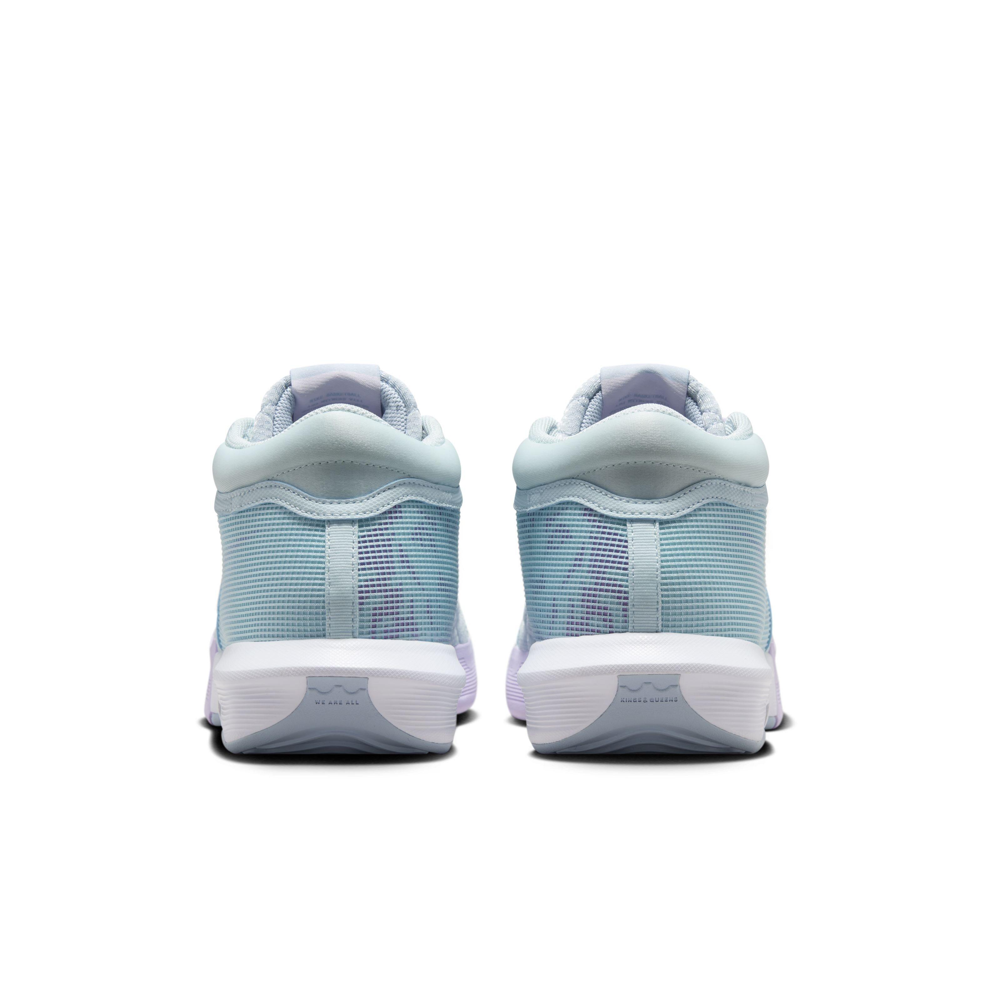 Nike LeBron Witness 8 "Glacier Blue/Light Armory Blue/Lilac Bloom/White" Men's Basketball Shoe - BLUE/LT BLUE/LILAC/WHITE Thumbnail View 5