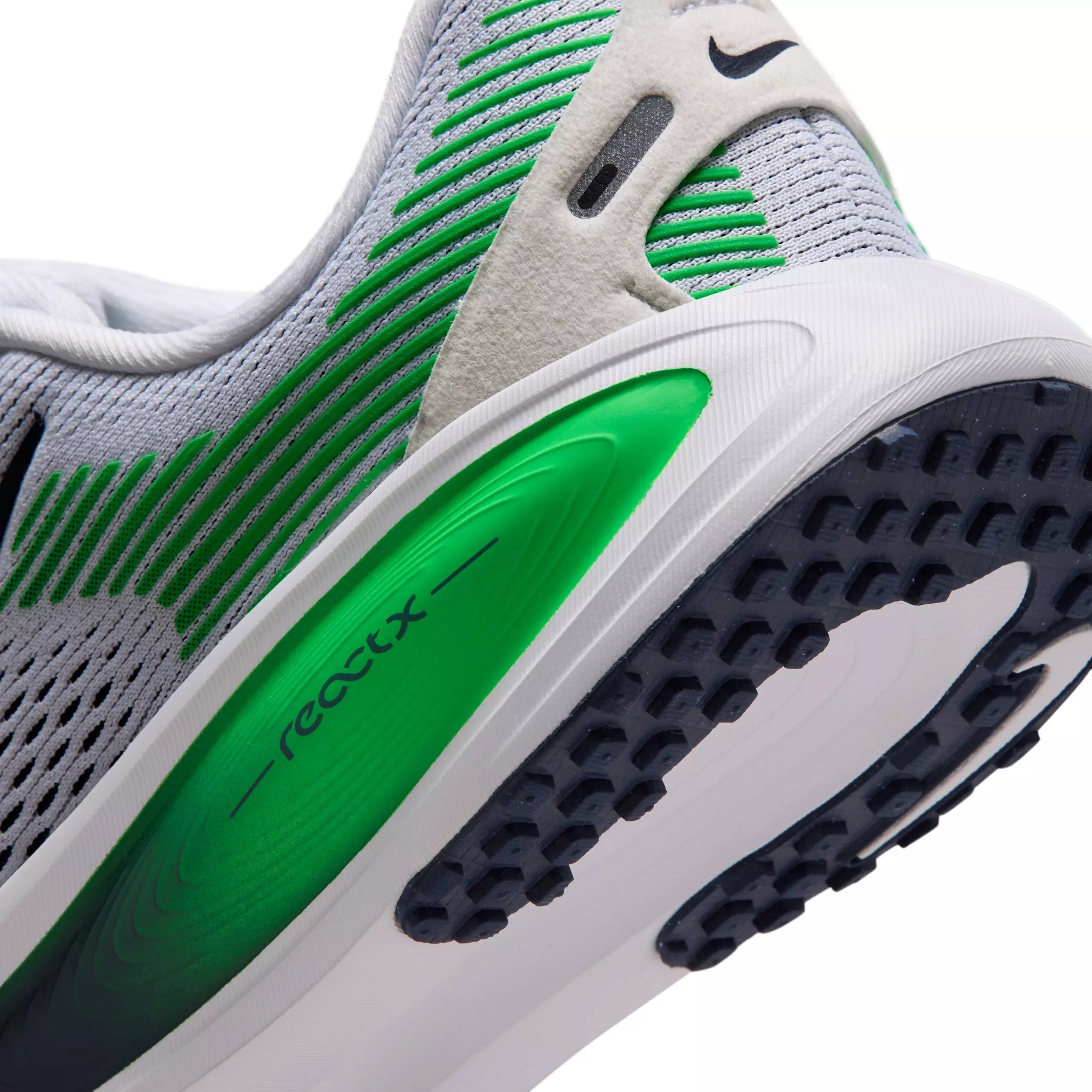 Nike Vomero 18 "White/Green Spark/Midnight Navy" Grade School Boys' Running Shoe - WHITE/GREEN/NAVY