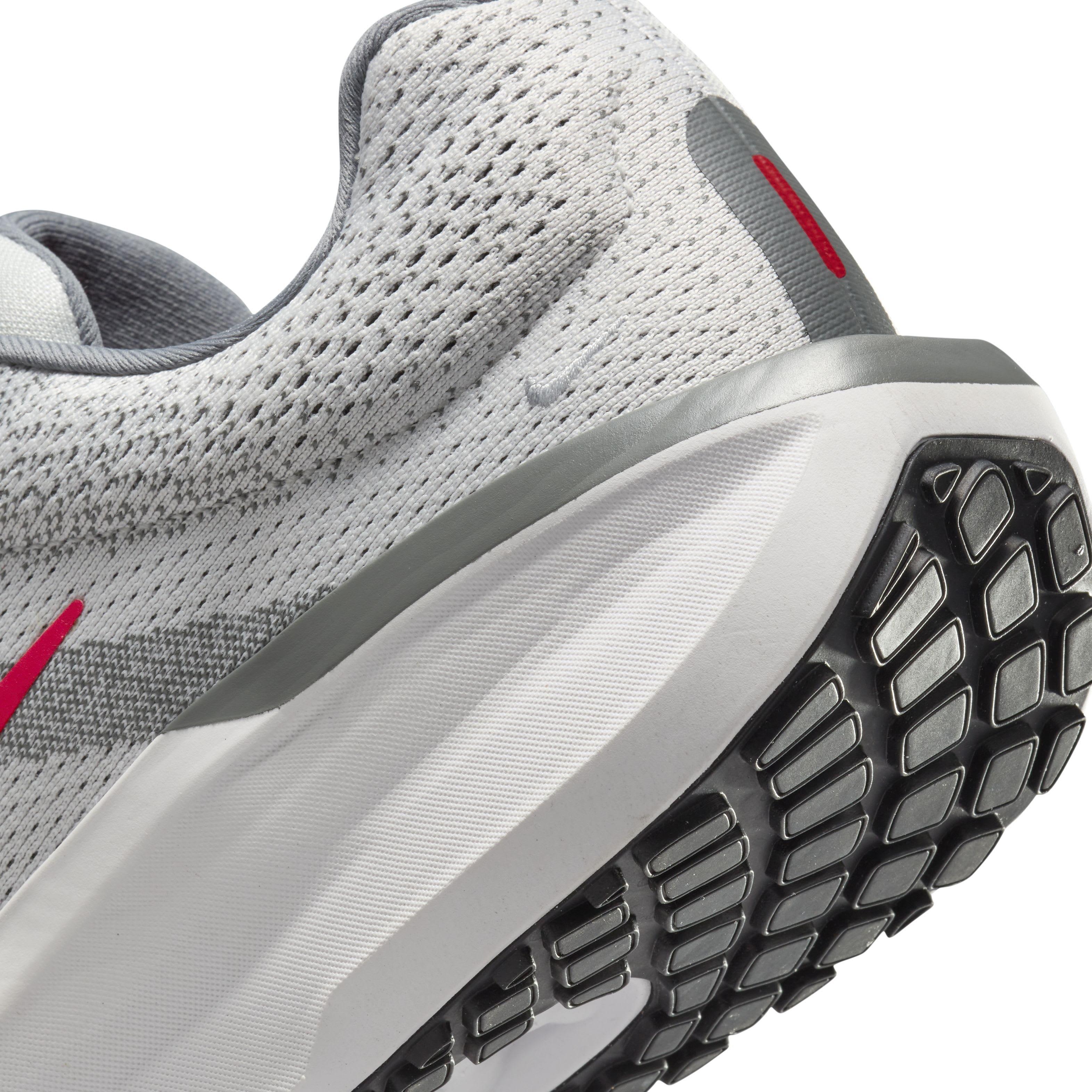 Nike Winflo 11 "Photon Dust/Smoke Grey/Light Smoke Grey/Fire Red" Men's Running Shoe - DUST/GREY/LT GREY/RED Thumbnail View 8