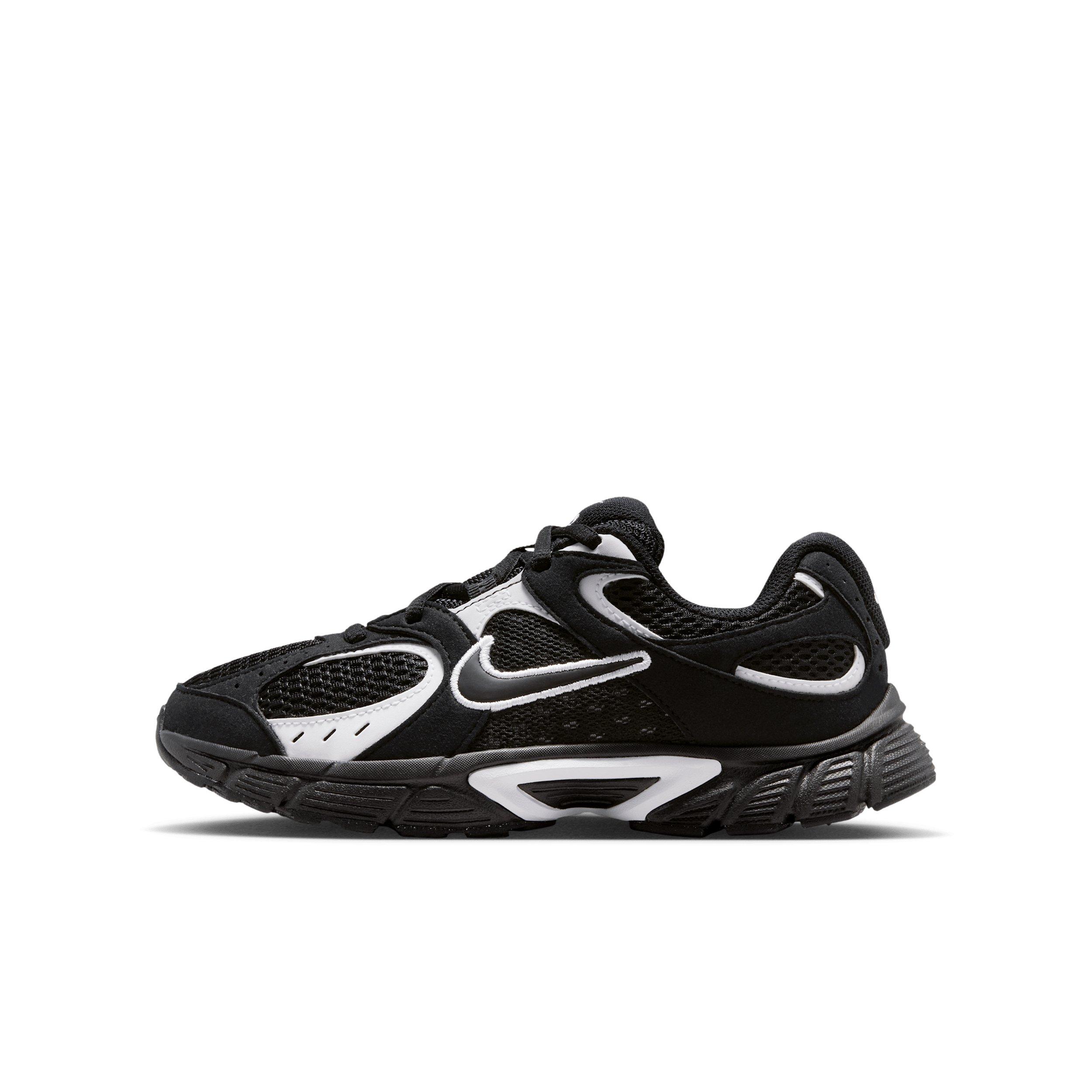 Nike V5 Runner Suede Grade School Boys' "Black/White/Black" Shoe