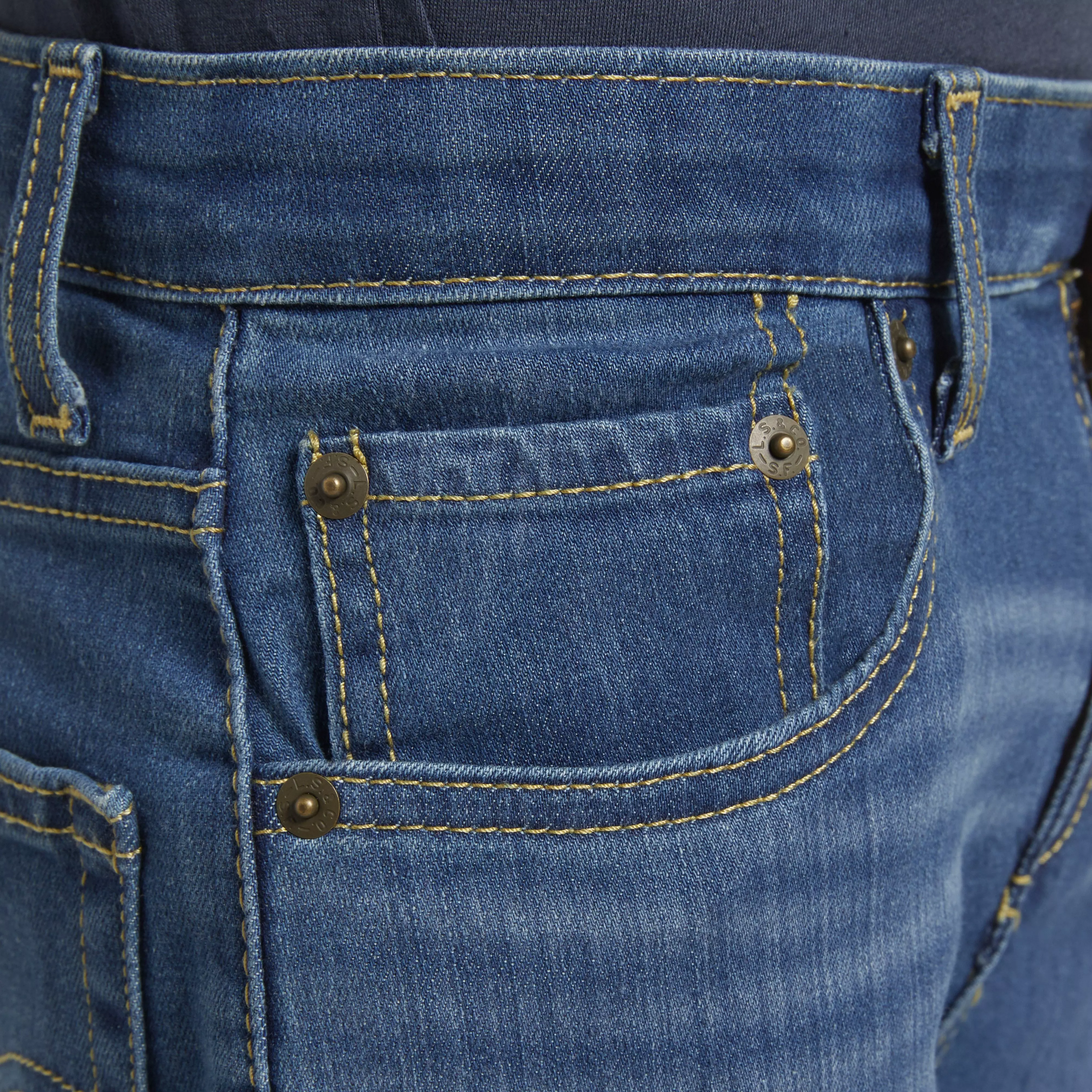 Levi's Big Boys' 514 Straight Fit Medium Wash Blue Denim Jeans - MEDIUM BLUE