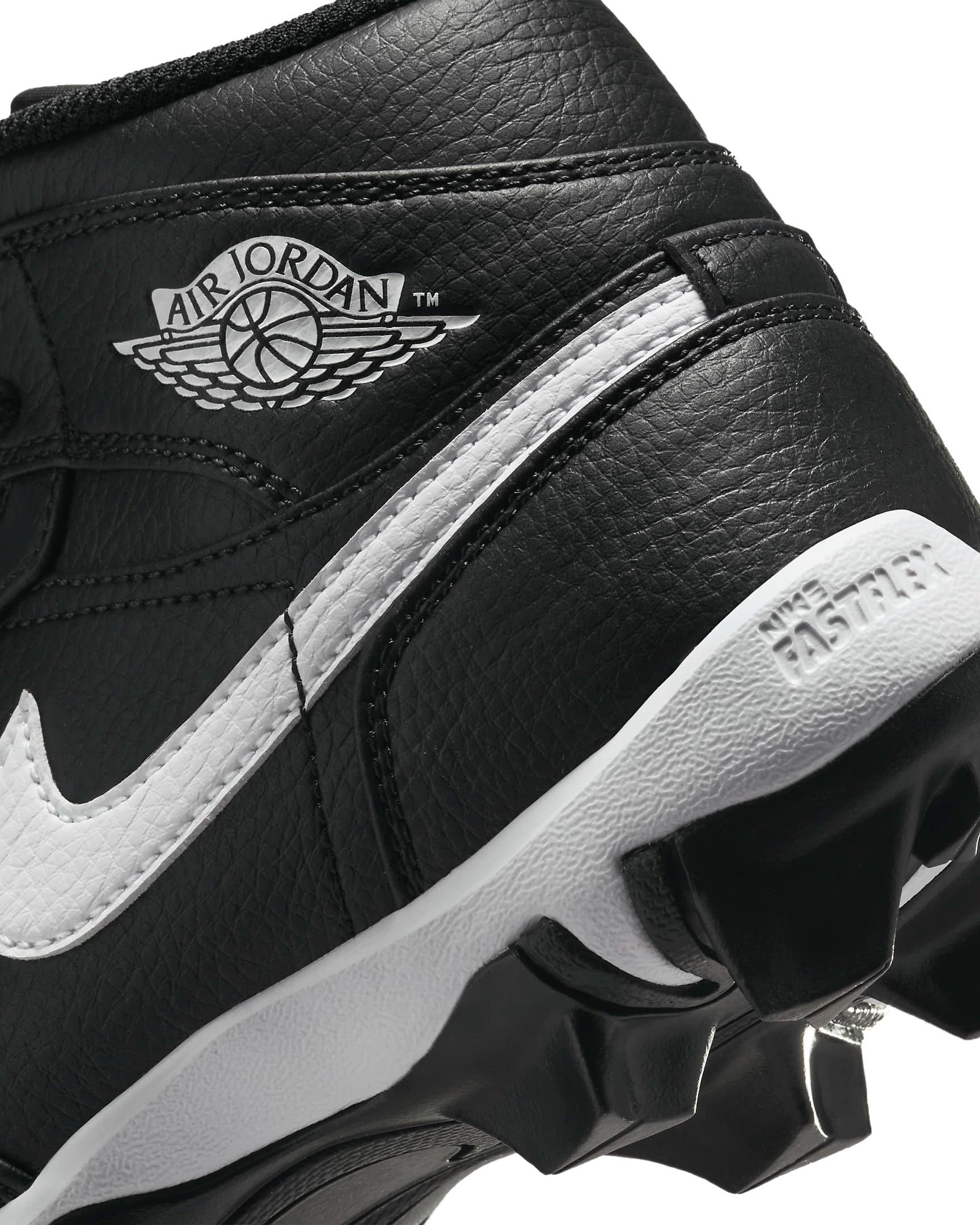 Jordan 1 Mid Grade School Boys'"Black/White" Football Cleat