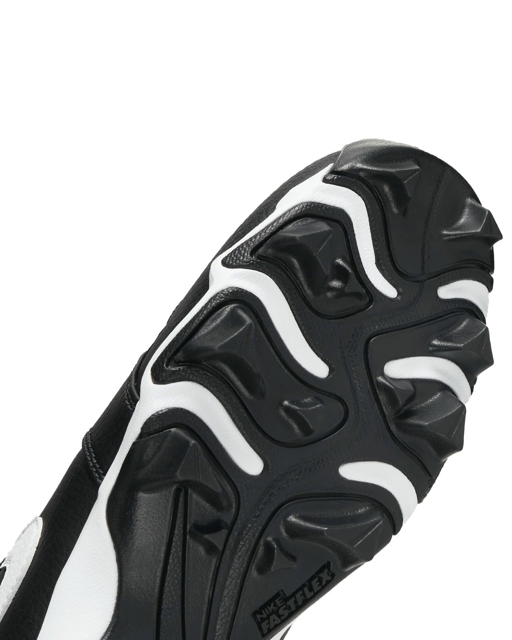 Jordan 1 Mid Grade School Boys'"Black/White" Football Cleat