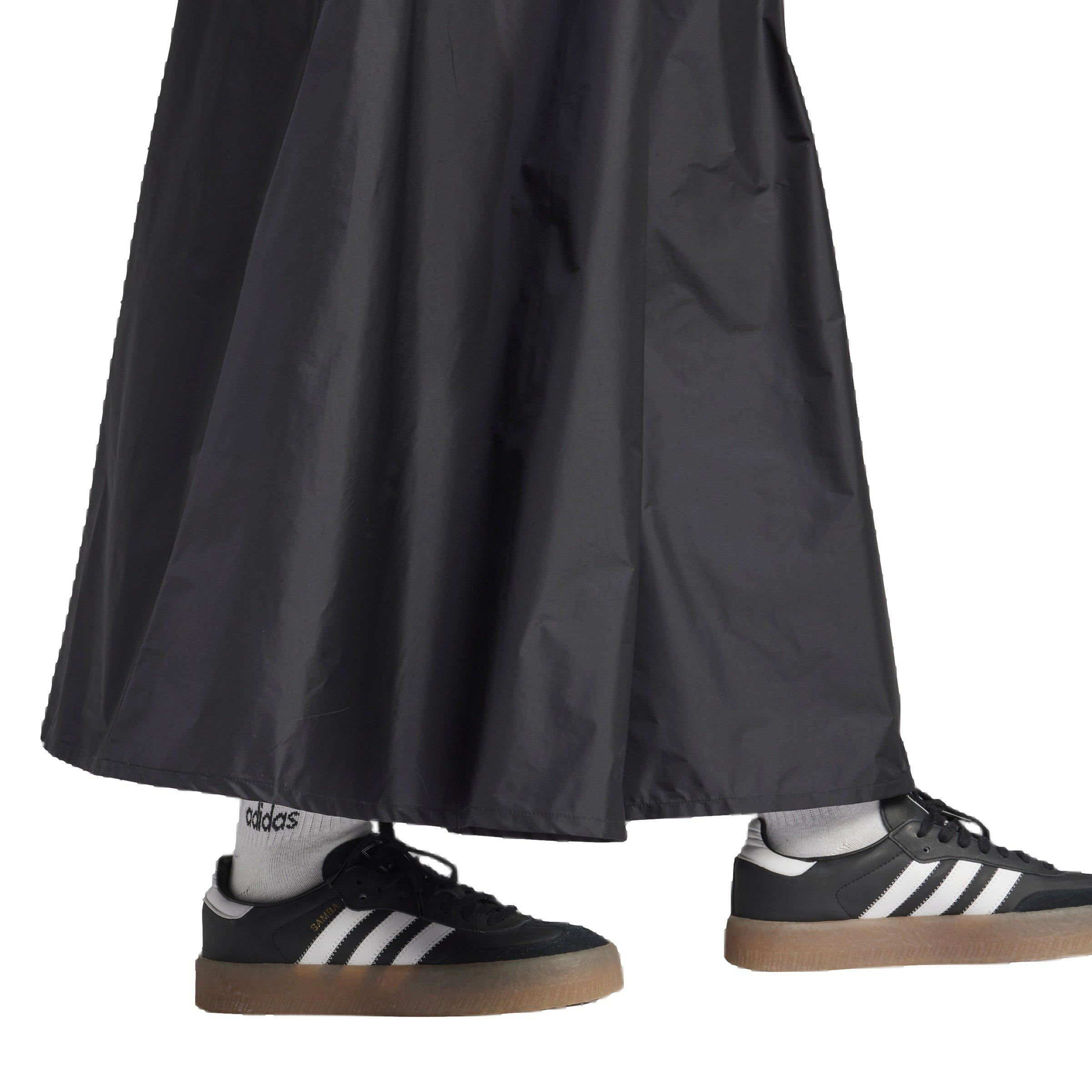 adidas Originals Women's Premium Essentials Woven Skirt -Black