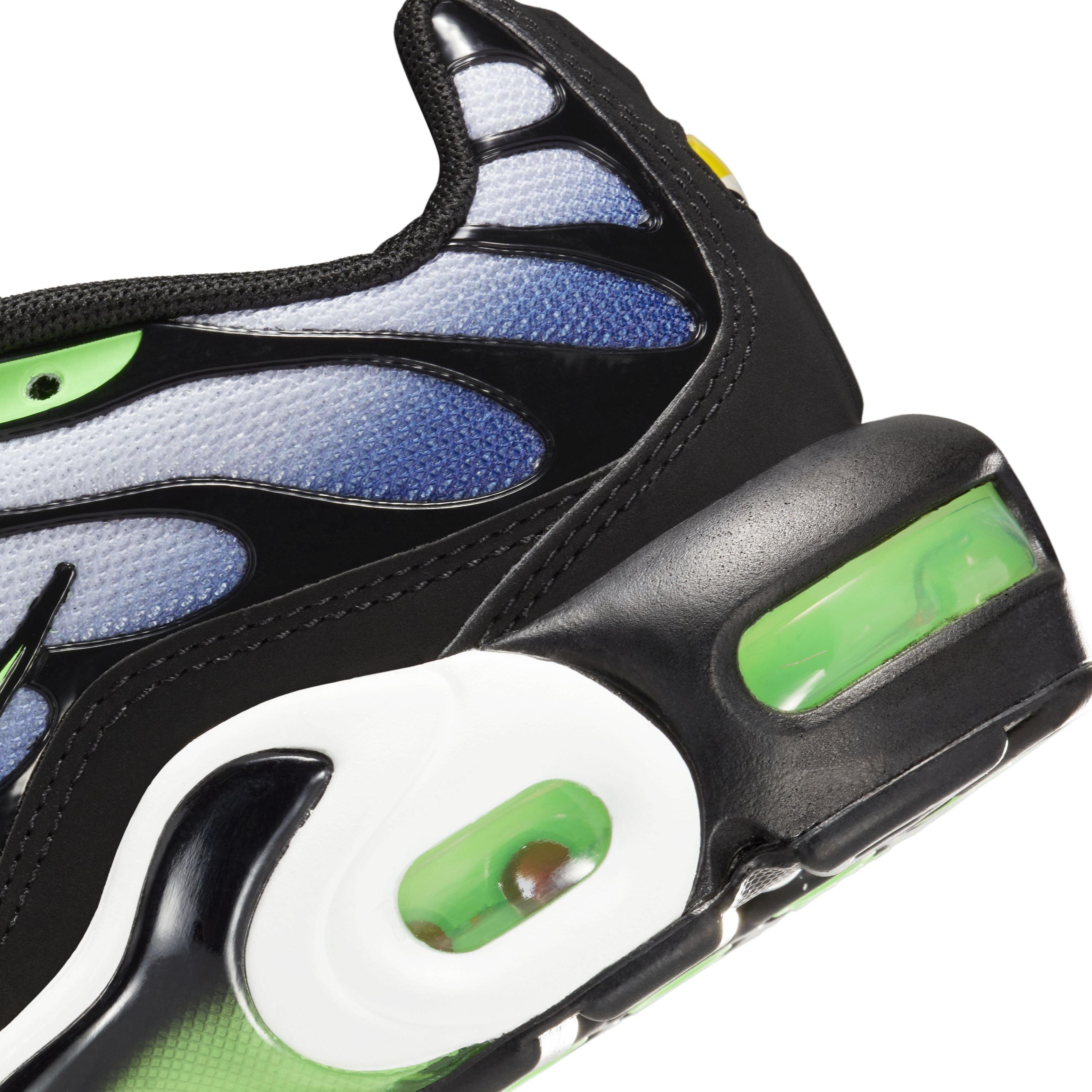 Air max plus hot sale black and lime green