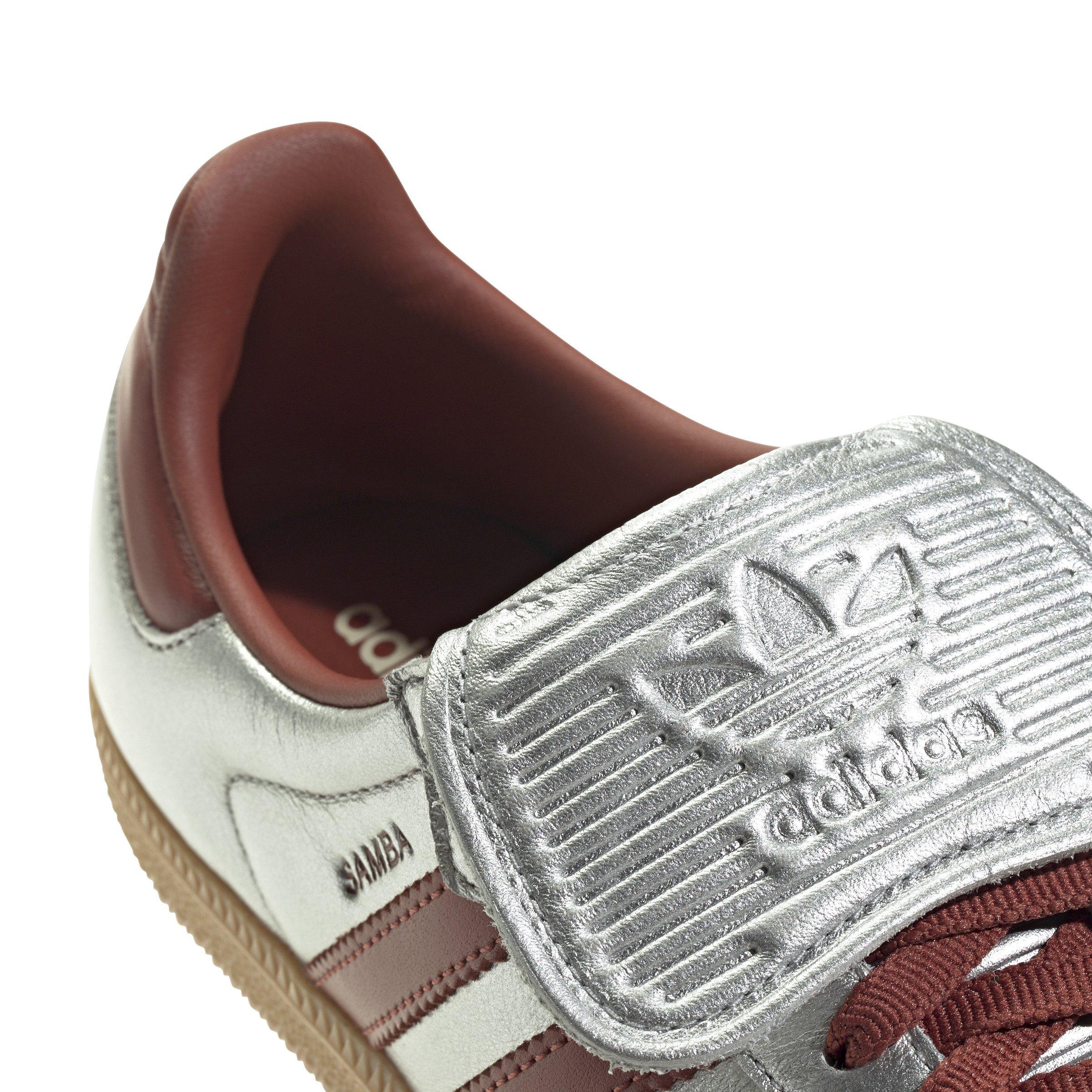 シューズ・サンダルその他 adidas Originals Sneaker Samba LT Silver llic/Preloved R adidas Originals Samba LT sneakers in metallic silver | ASOS