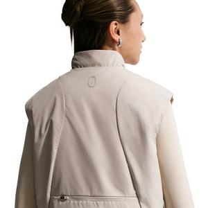 Nike Big Girls' MAVN Storm-FIT Gilet - Cream - CREAM
