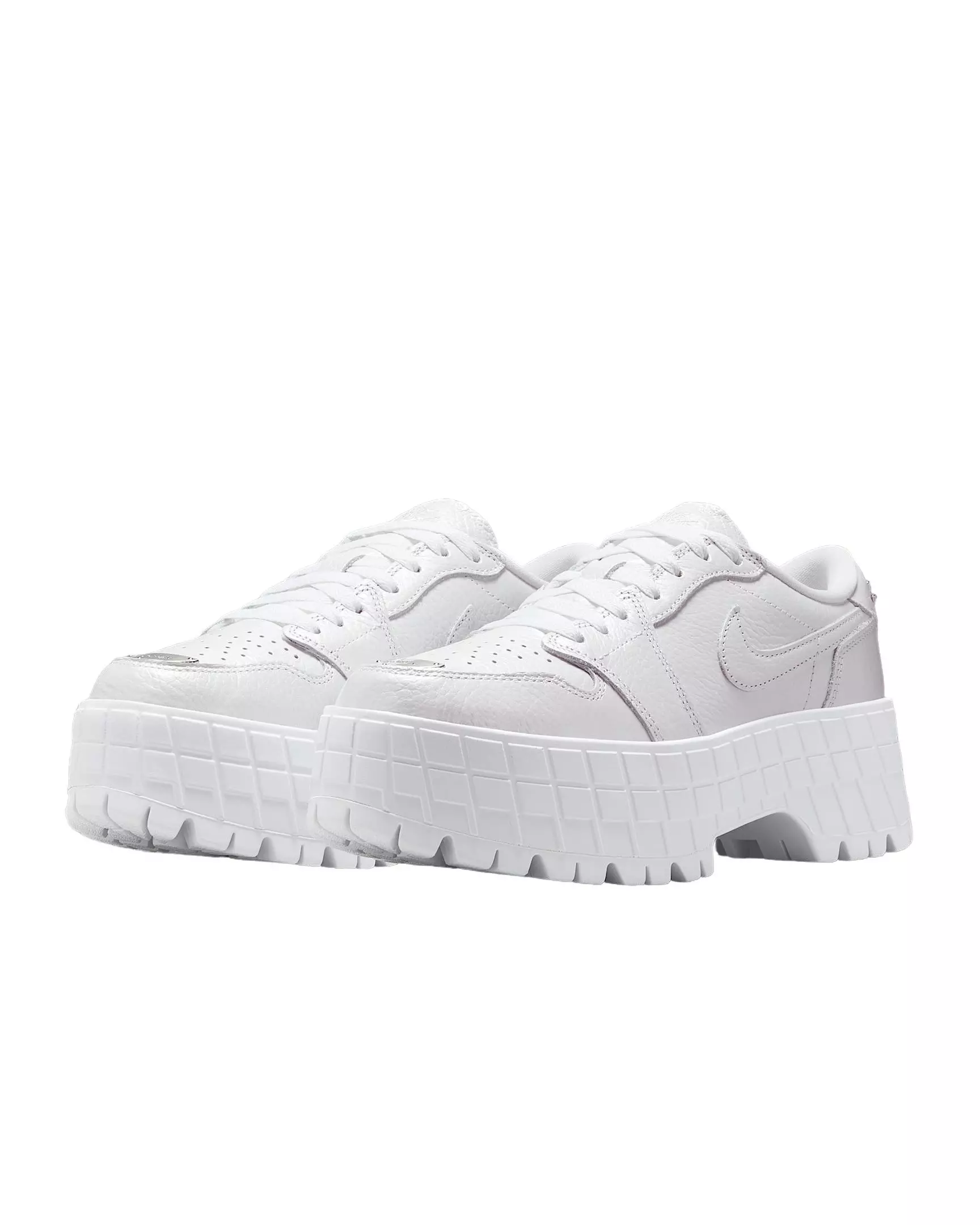 Jordan 1 Brooklyn Low "White/Metallic Silver" Women's Shoe - WHITE/SILVER