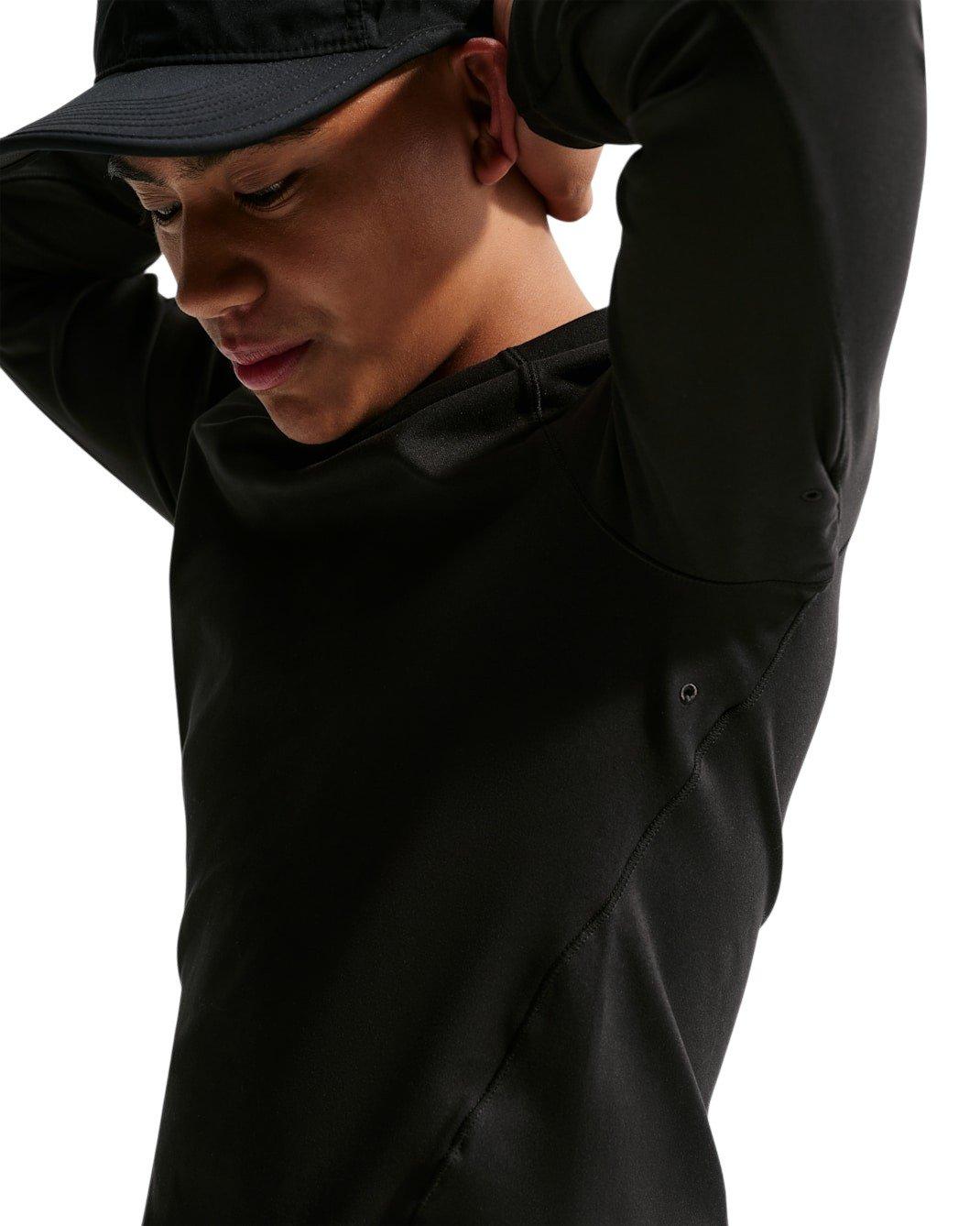 Nike Primary Nano Dri-FIT UV Long Sleeve Big Boys' Black Crewneck Sweatshirt