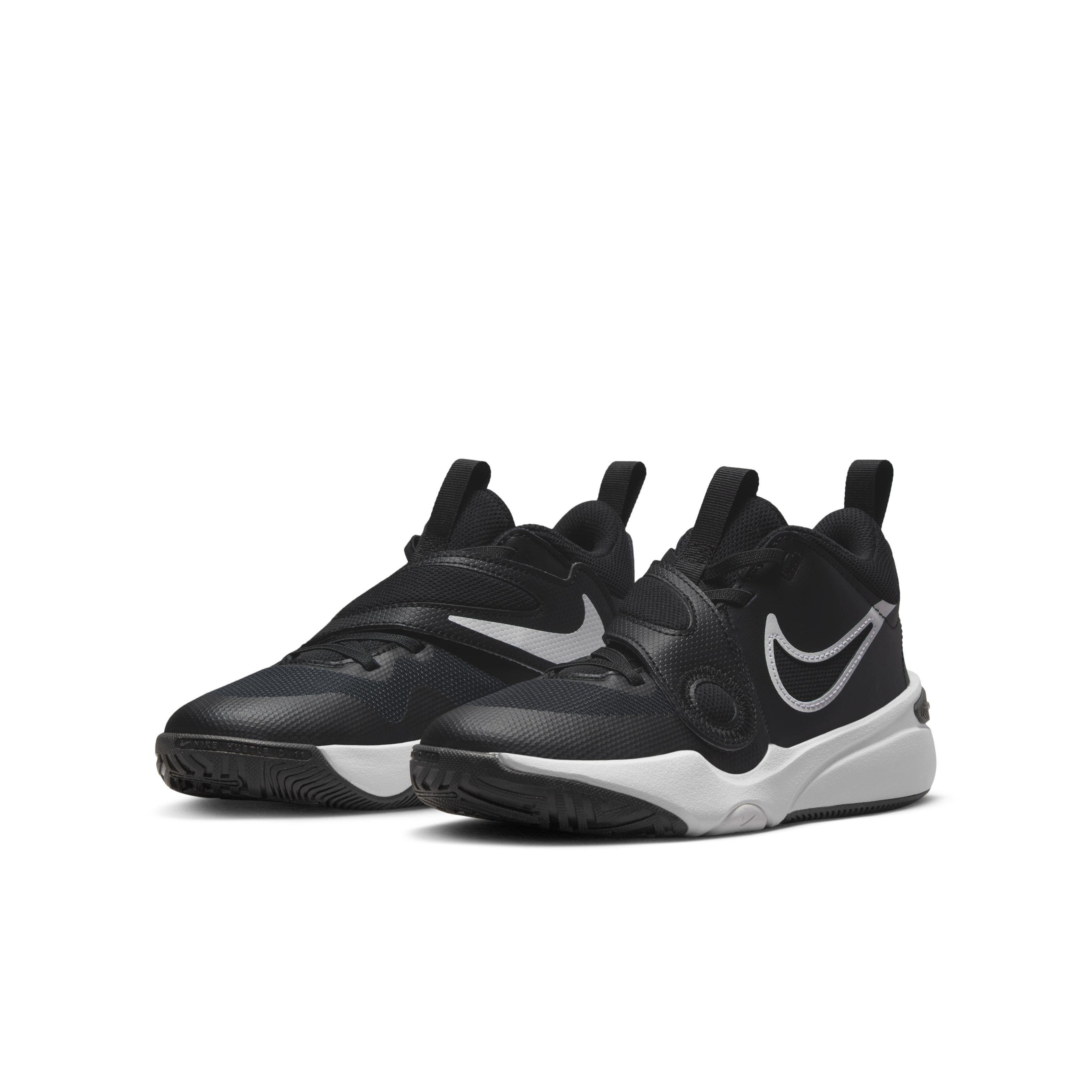 Nike Team Hustle D 11 Grade School Boys' "Black/White" Basketball Shoe