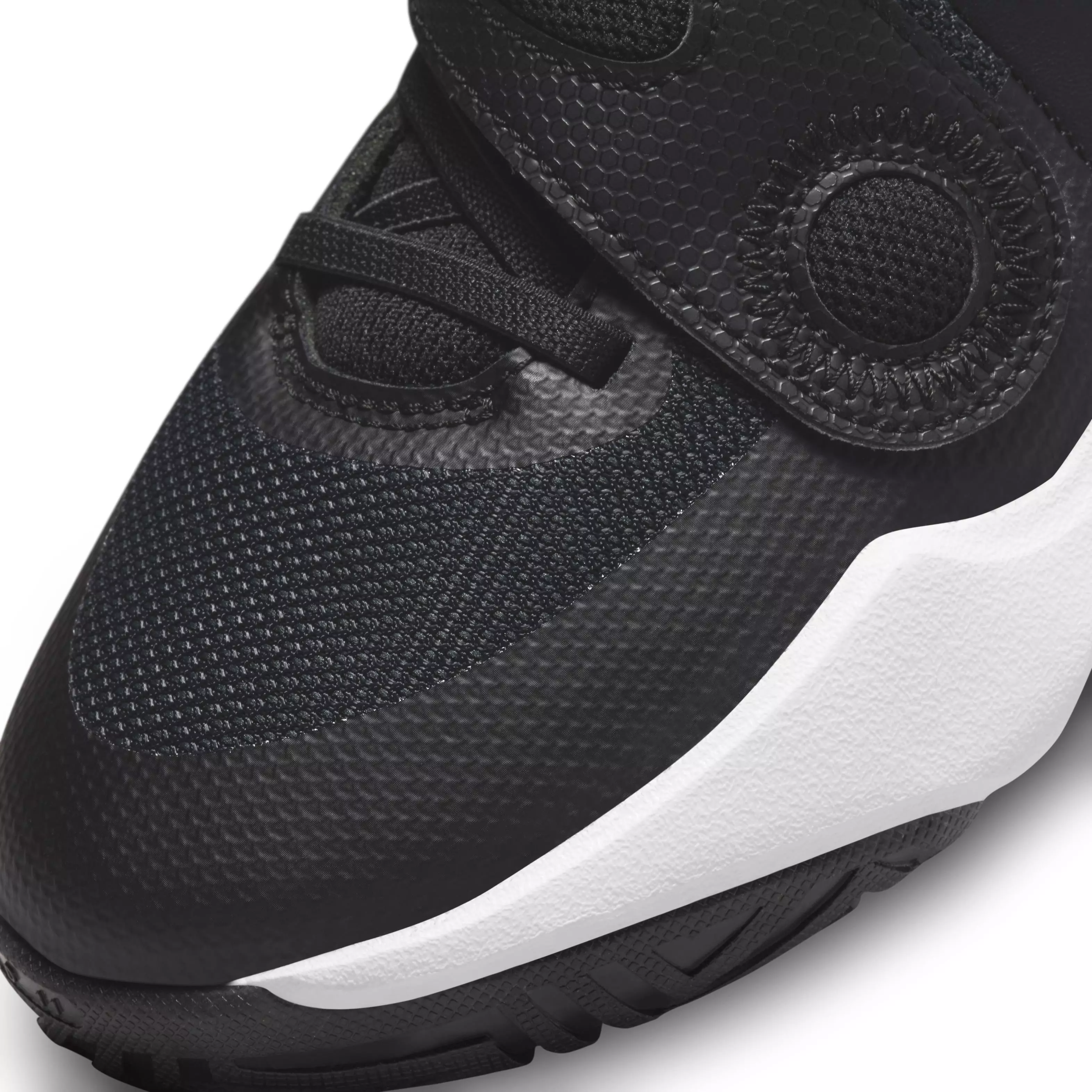 Nike Team Hustle D 11 "Black/White" Grade School Boys' Basketball Shoe - BLACK/WHITE