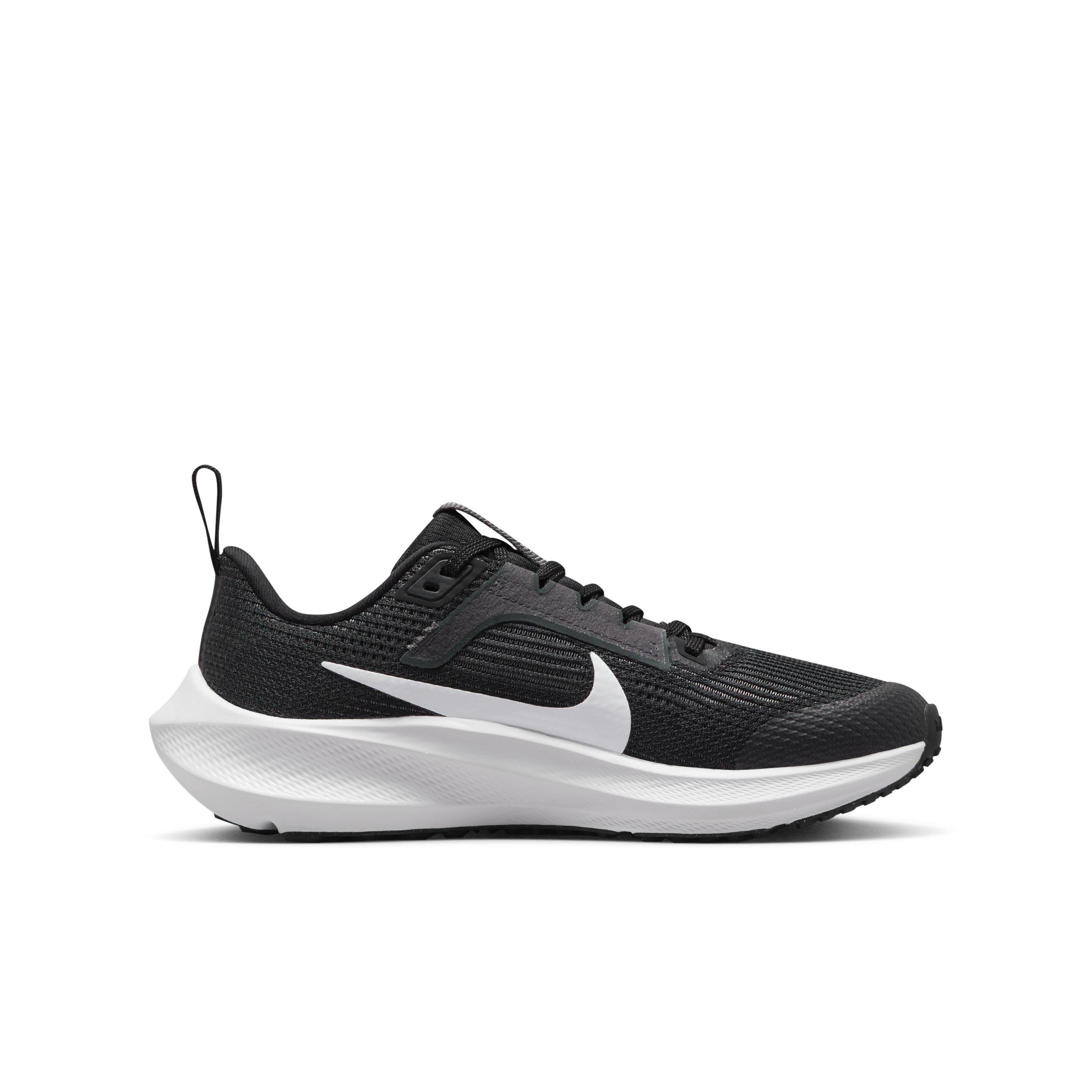 Nike Pegasus 40 "Black/Iron Grey/White" Grade School Boys' Running Shoe - BLACK/GREY/WHITE Thumbnail View 1