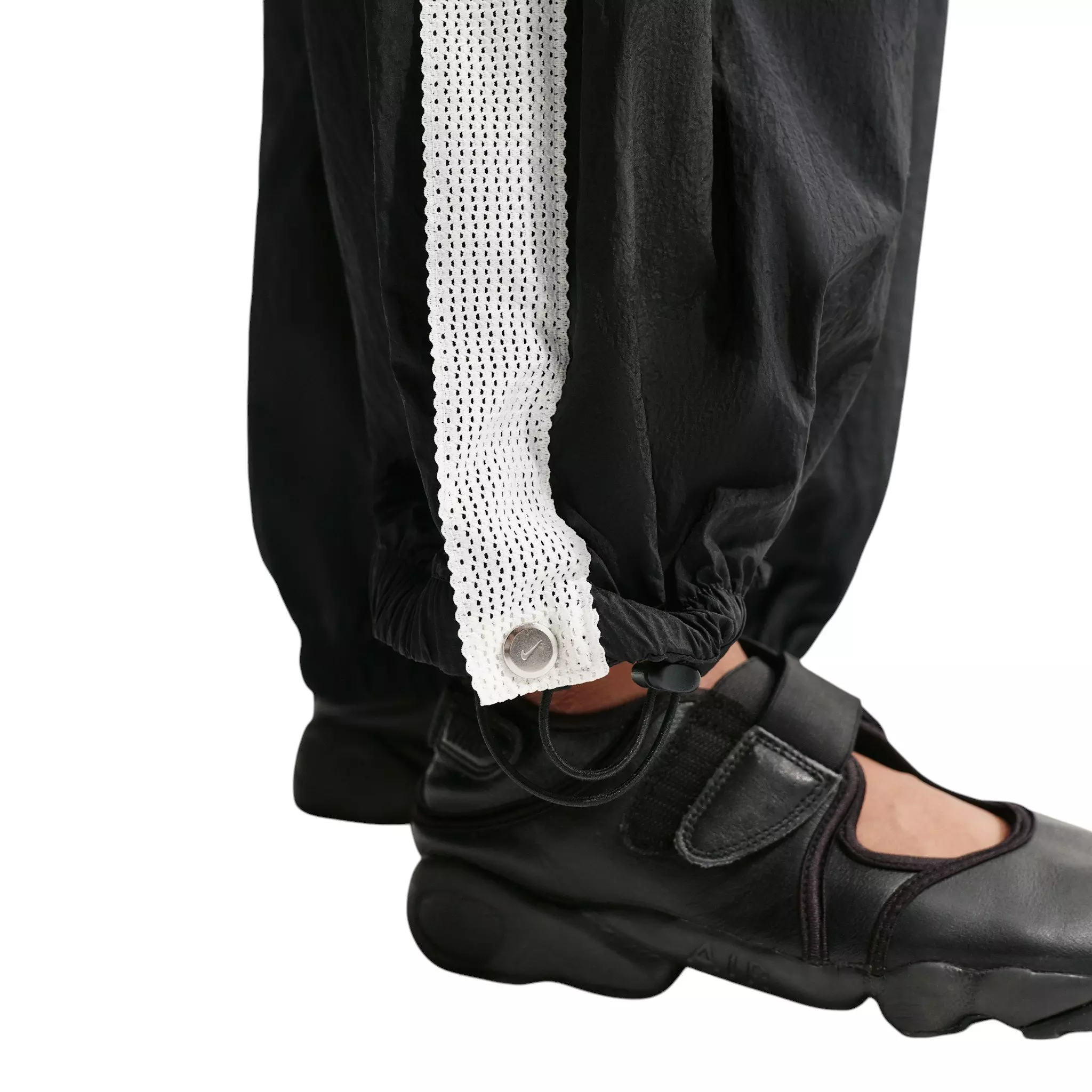 Nike Women's Sportswear Oversized High-Waisted Balloon Track Pants - Black - BLACK