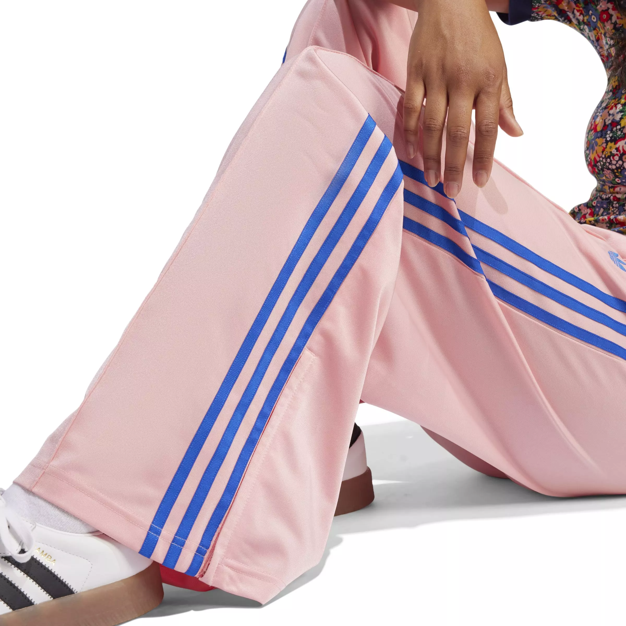 adidas Originals Women's Adicolor Classic Firebird Loose Tracksuit Bottoms -Pink - PINK