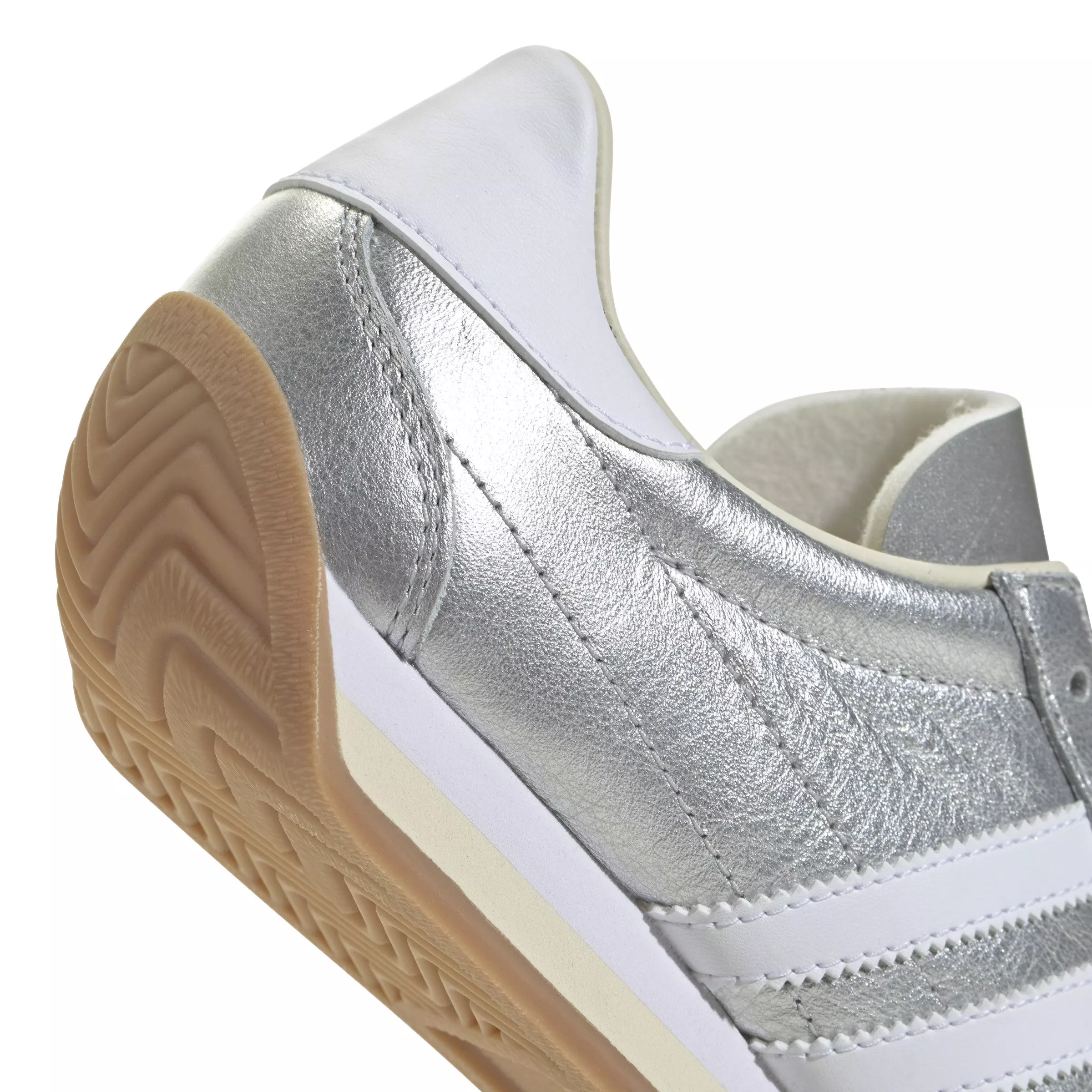 adidas Originals Country OG "Silver Metallic/Ftwr White/Cream White" Women's Shoe - SILVER/WHITE/CREAM