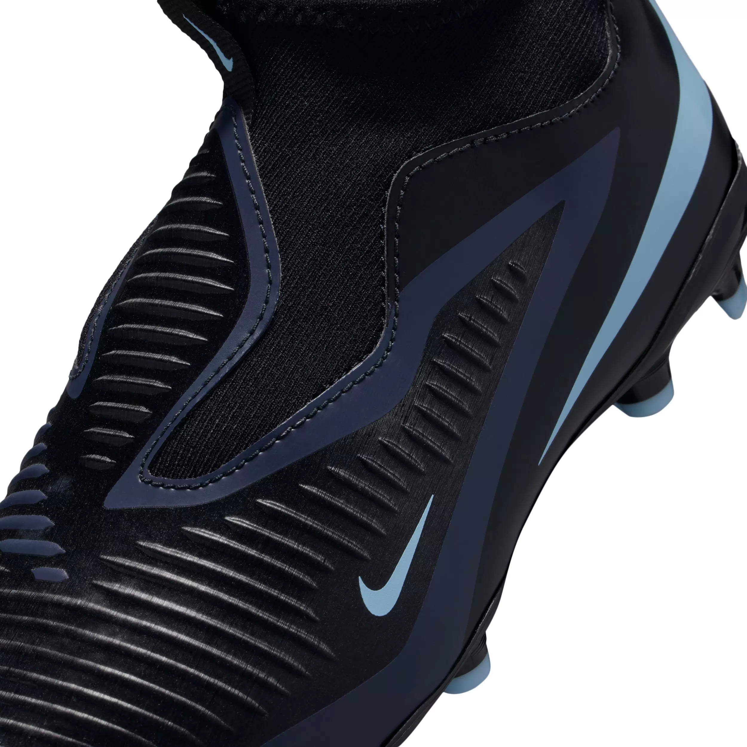 Nike Jr. Phantom 6 High Academy MG "Black/Black" Grade School Kids' Soccer Cleat - BLACK/BLACK