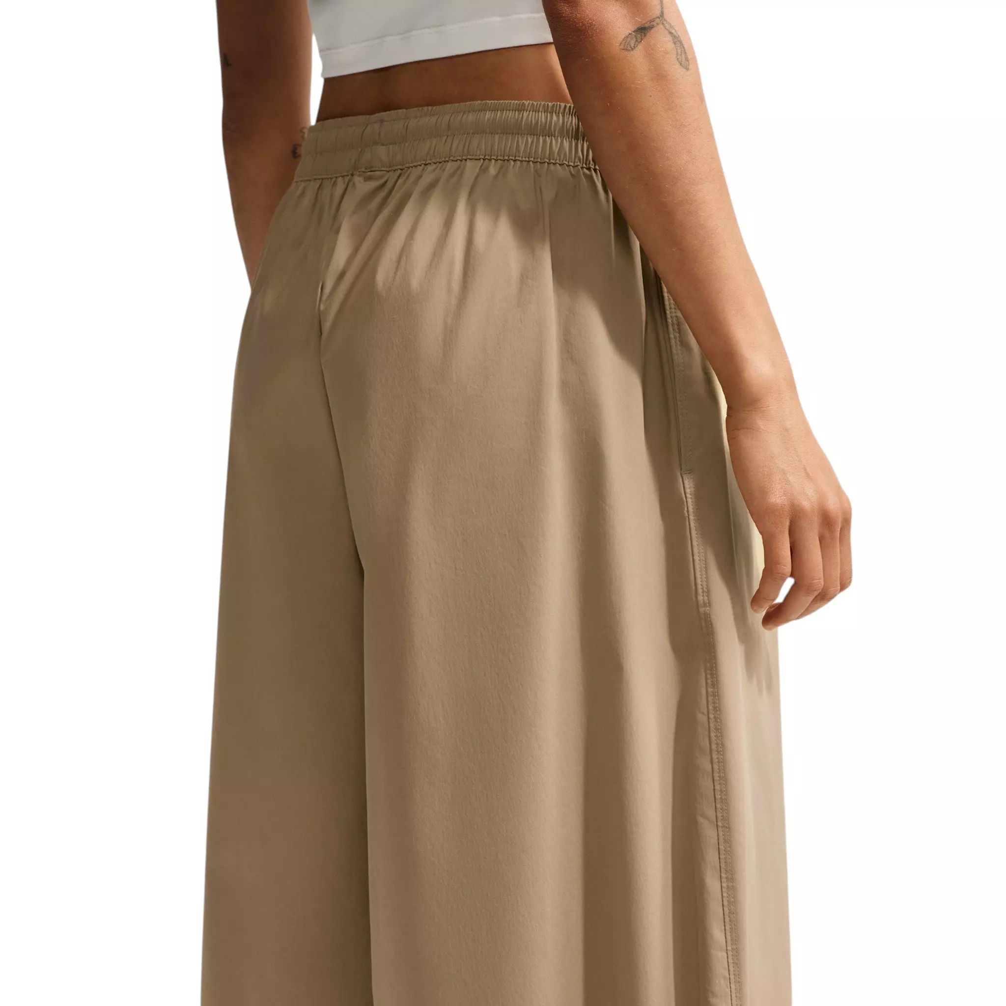 Nike Women's Sportswear Oversized Mid-Rise Poplin Culotte Pants - Beige - BEIGE