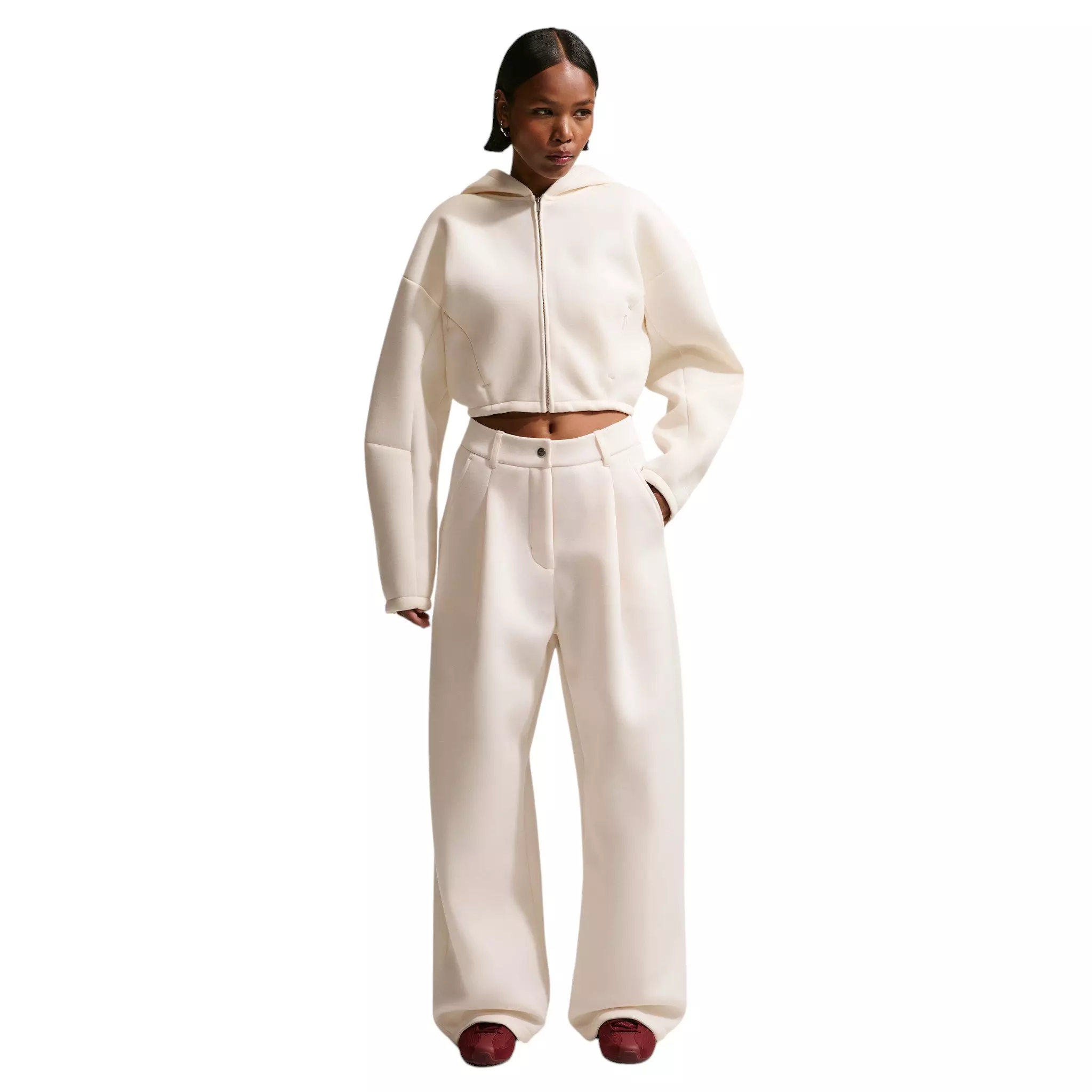 Nike Women's Pregame Fleece Loose Mid-Rise Trousers - Chalk - CHALK