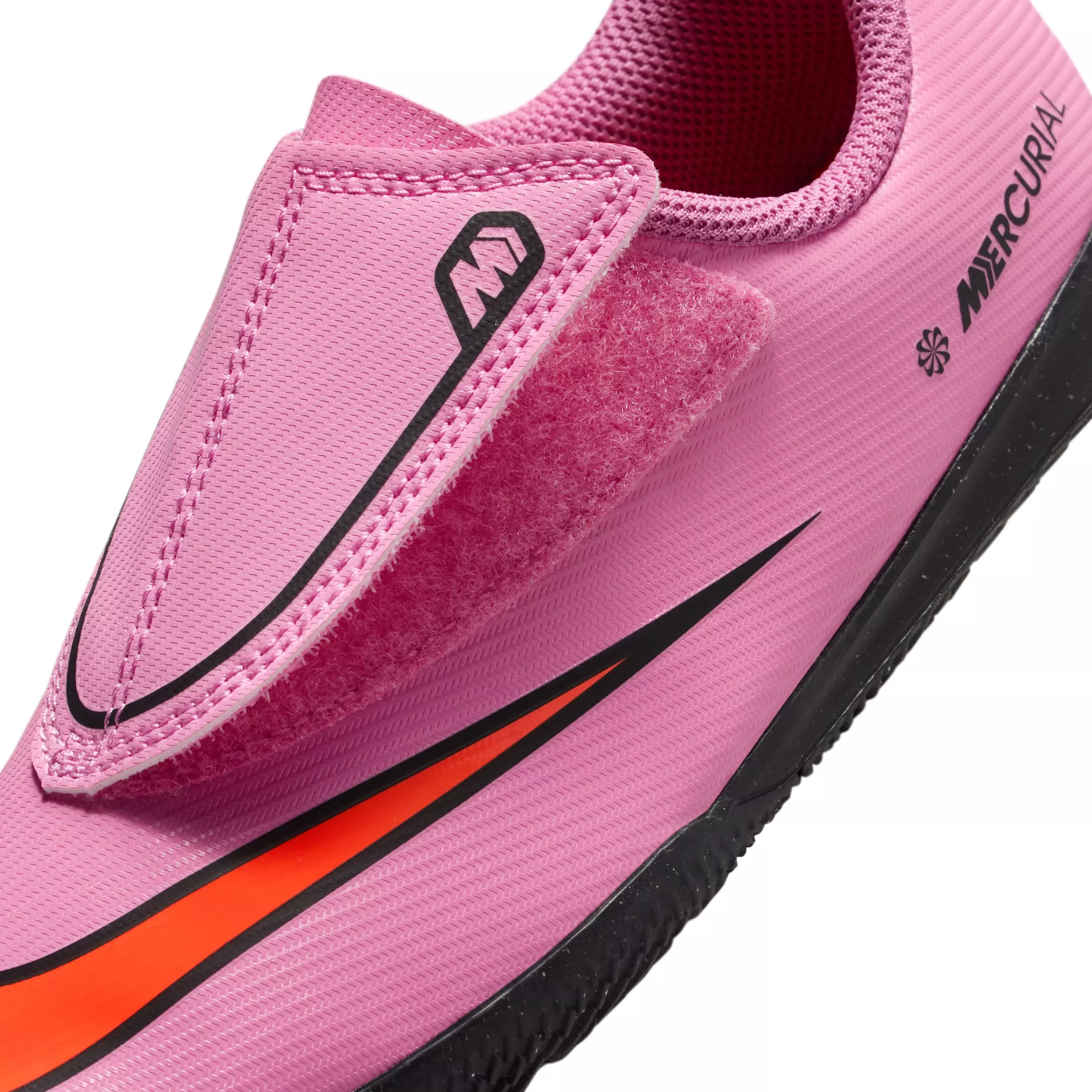 Nike Jr. Mercurial Vapor 16 Club IC "Magic Flamingo/Total Crimson/Black" Preschool Kids' Soccer Shoe - FLAMINGO/CRIMSON/BLACK