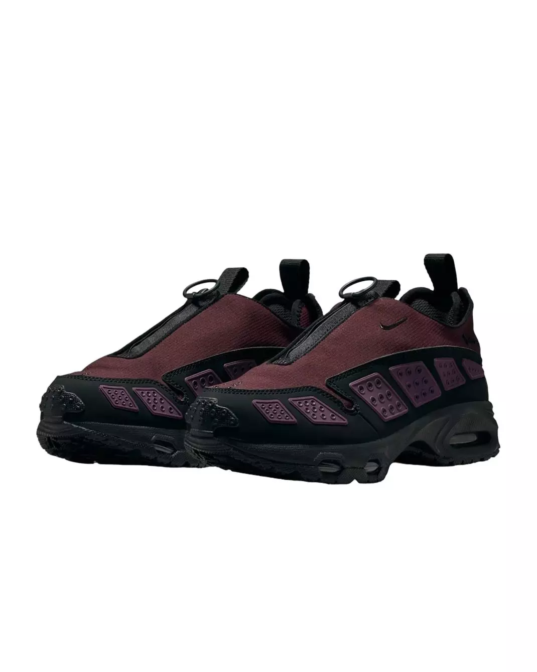 Nike Air Max SNDR GTX "Burgundy Crush/Black" Women's Shoe - BURGUNDY/BLACK