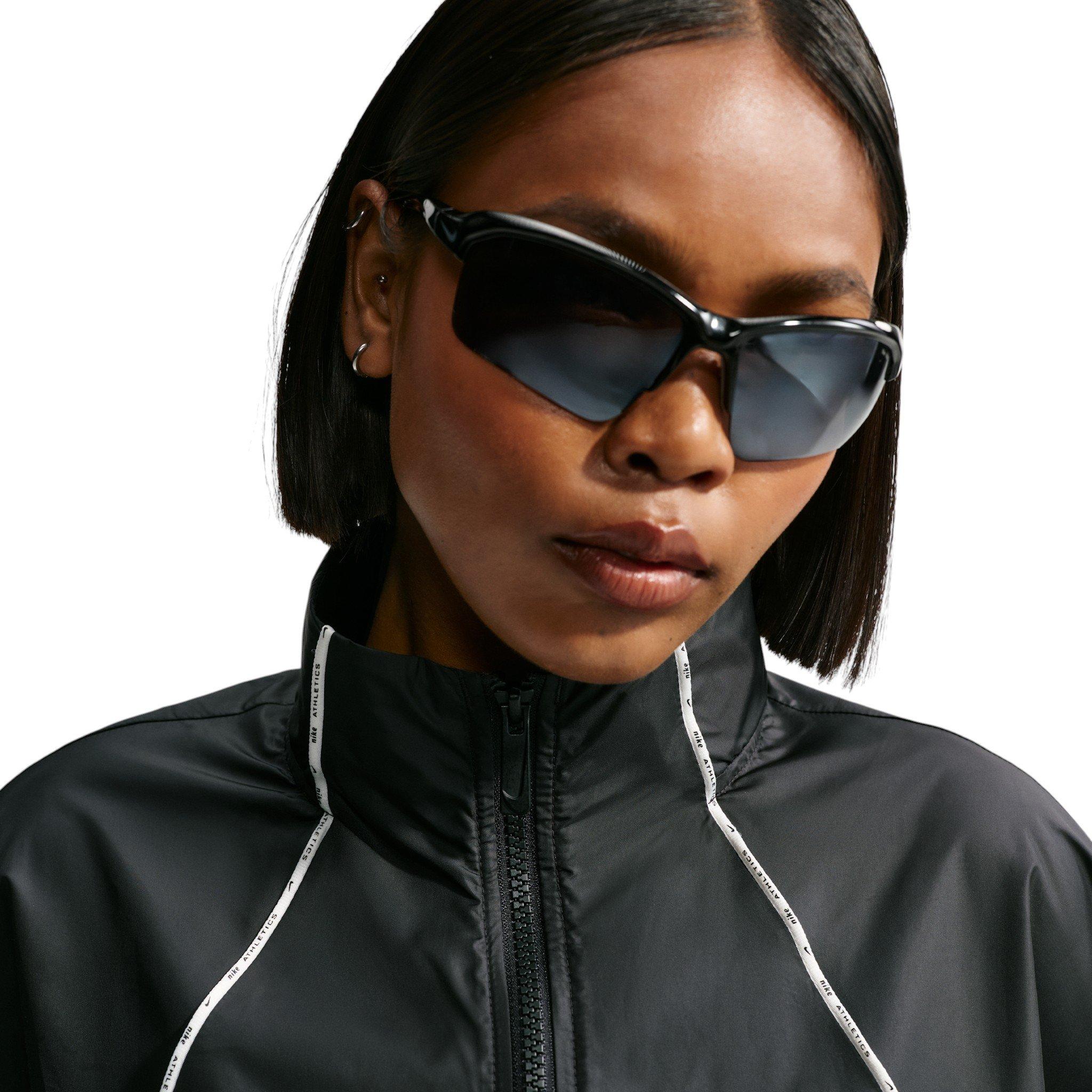 Nike Women's Sportswear Oversized Repel Windbreaker - Black - BLACK