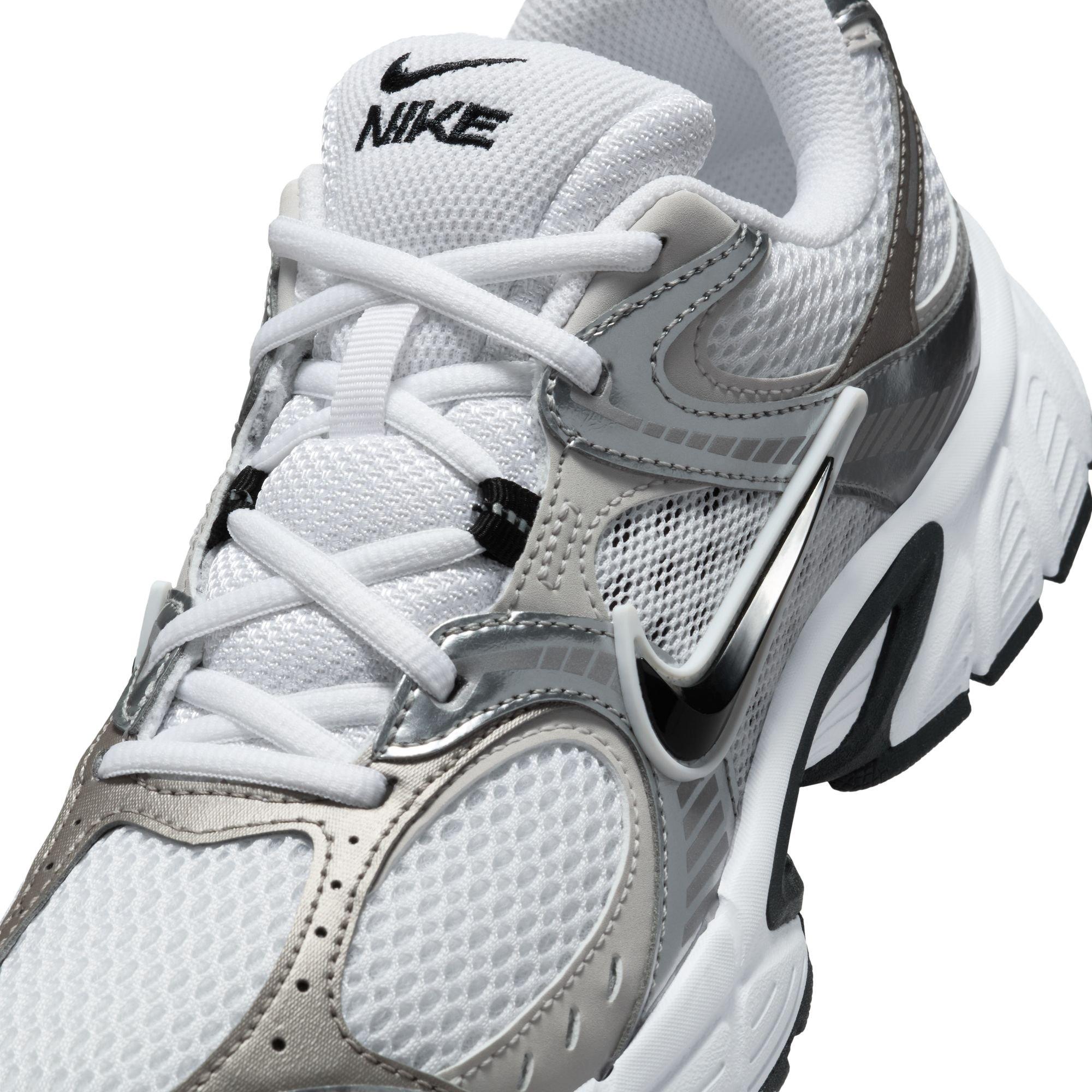 Nike V5 RNR "White/Black/Vast Grey/Metallic Silver" Women's Shoe - WHITE/BLACK Thumbnail View 9