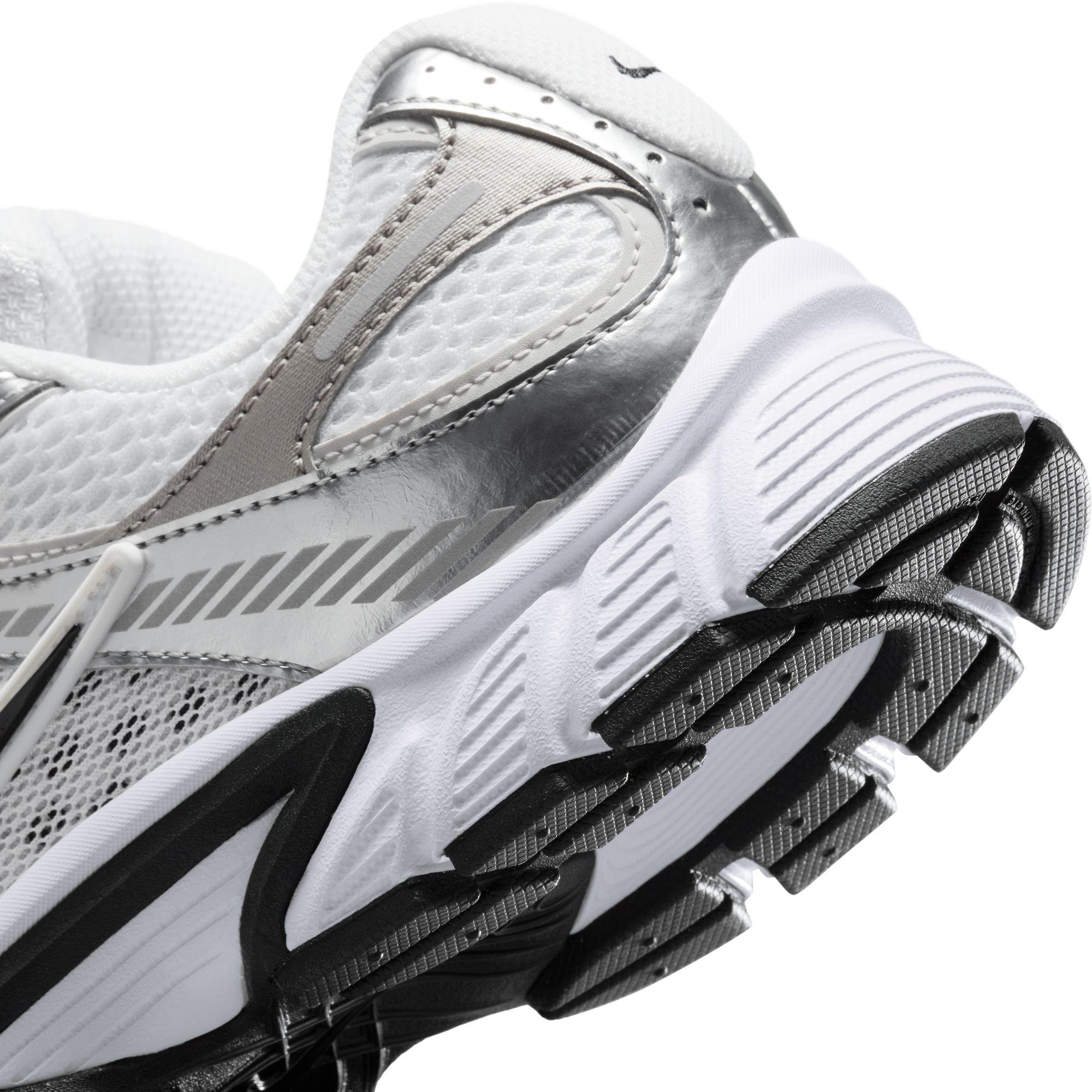 Nike V5 RNR "White/Black/Vast Grey/Metallic Silver" Women's Shoe - WHITE/BLACK Thumbnail View 10