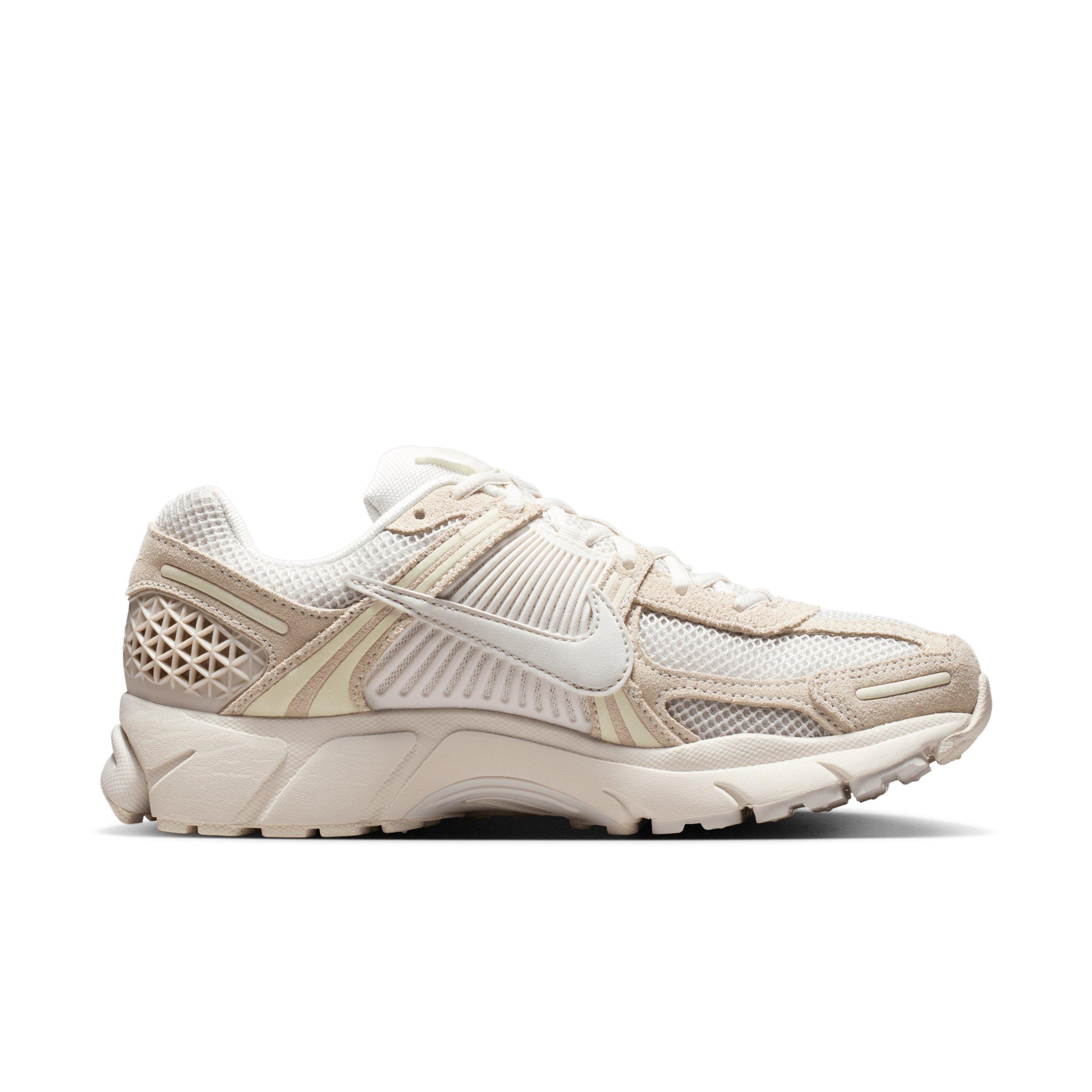 Nike Zoom Vomero 5 "Phantom/Light Bone/Sail" Women's Shoe - PHANTOM/LT BONE/SAIL Thumbnail View 1