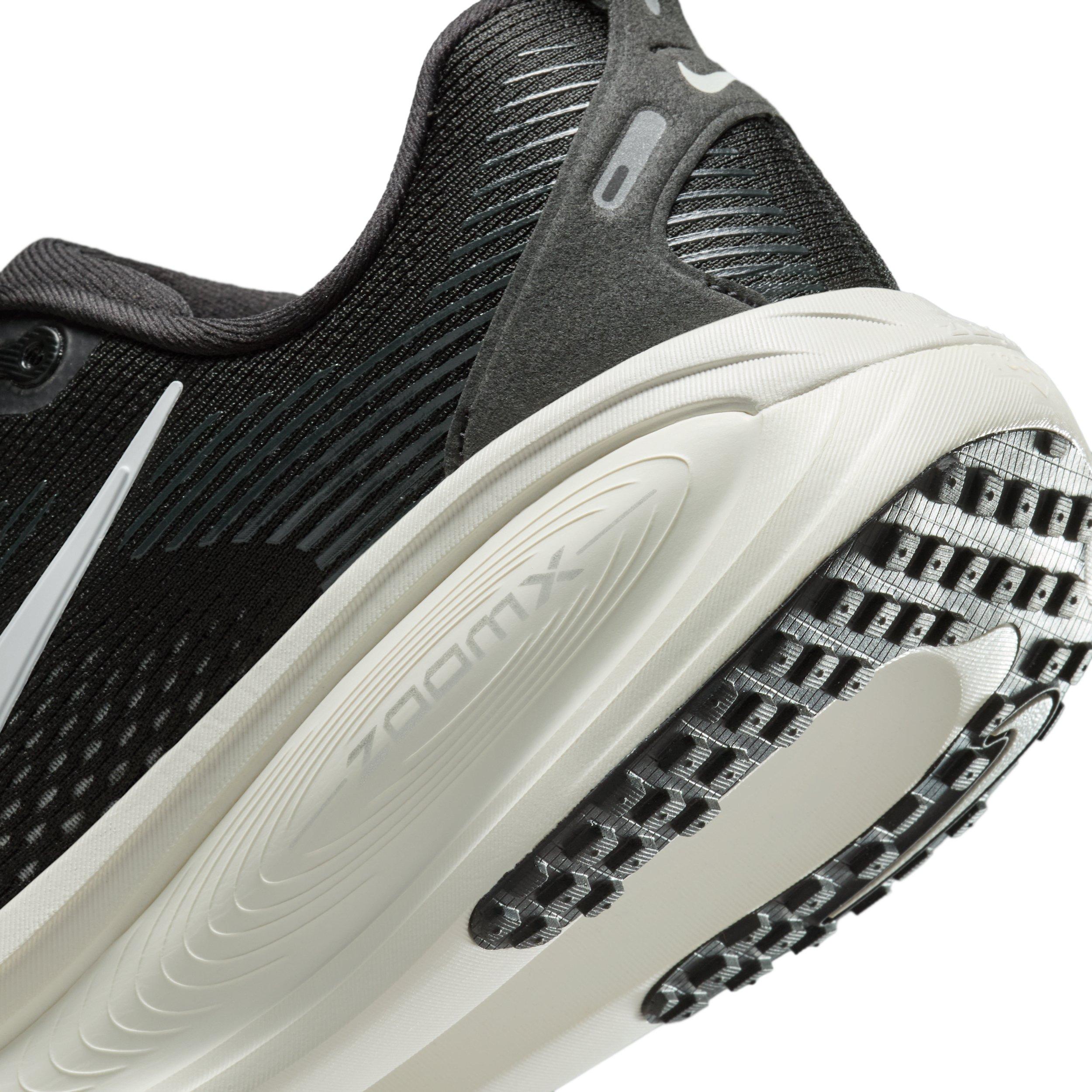 Nike Vomero 18 "Black/Coconut Milk/Light Iron Ore/Summit White" Women's Running Shoe - BLACK/MILK/LT IRON/WHITE Thumbnail View 8